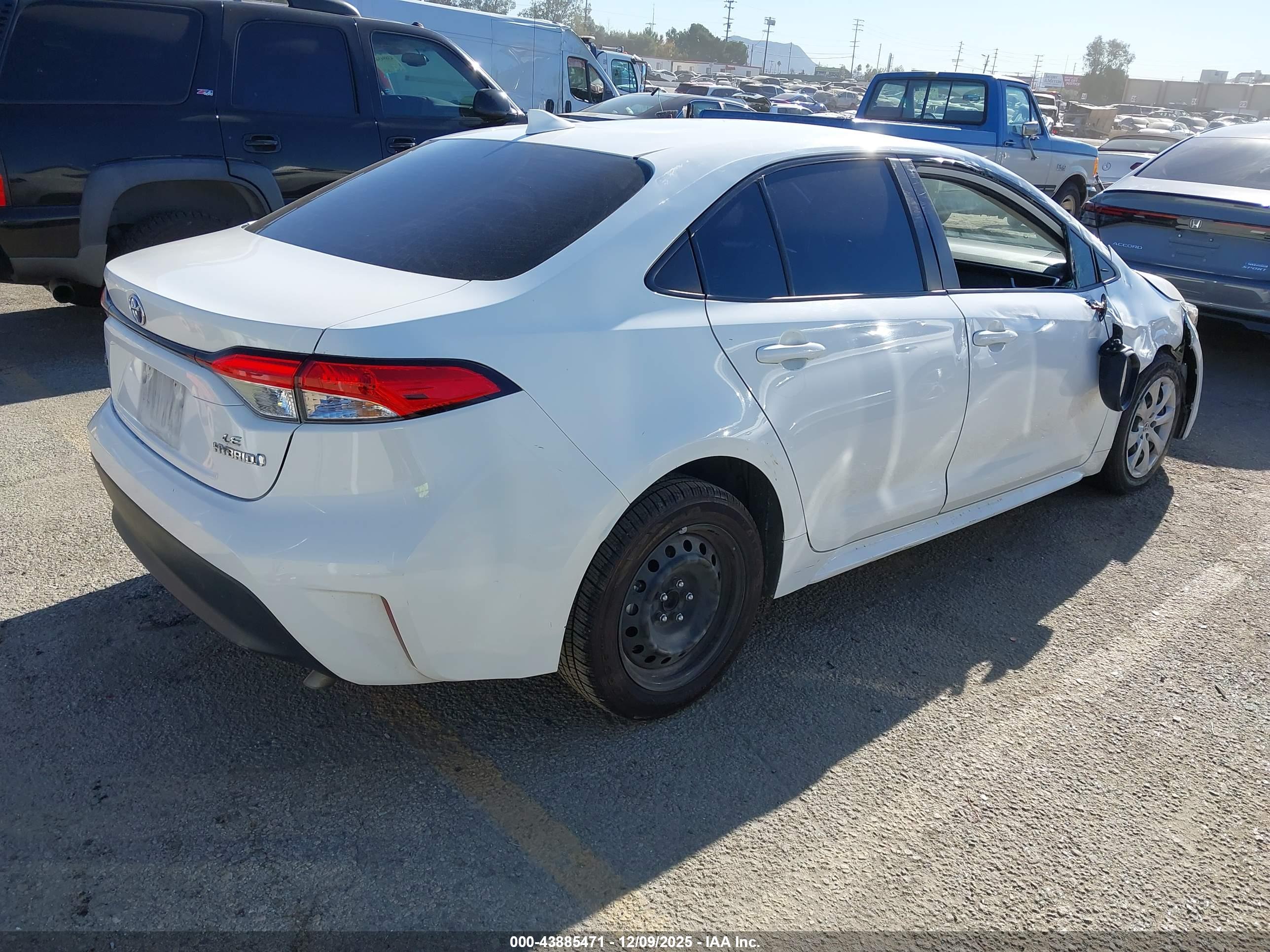 TOYOTA COROLLA image 4
