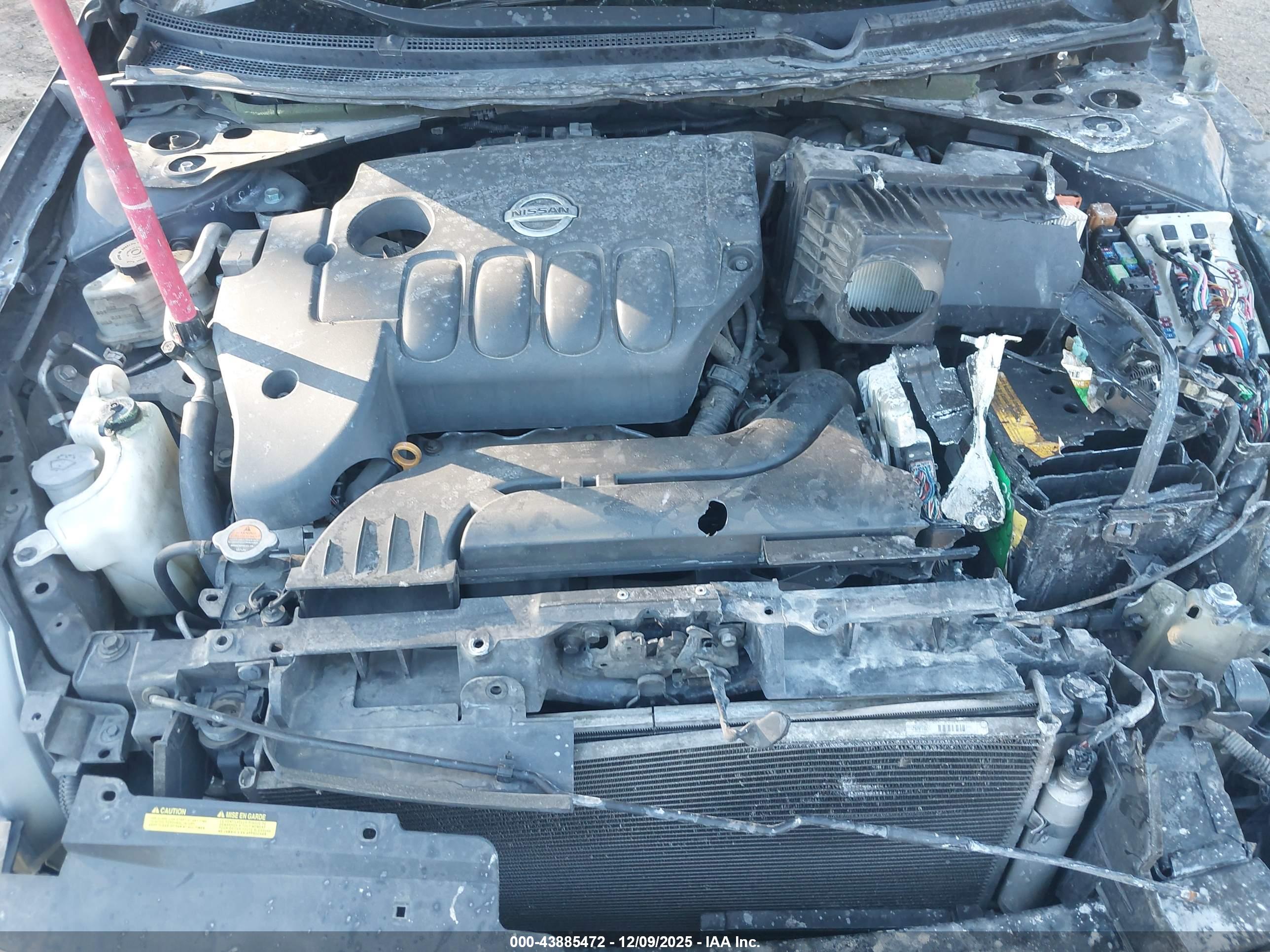 NISSAN ALTIMA image 10