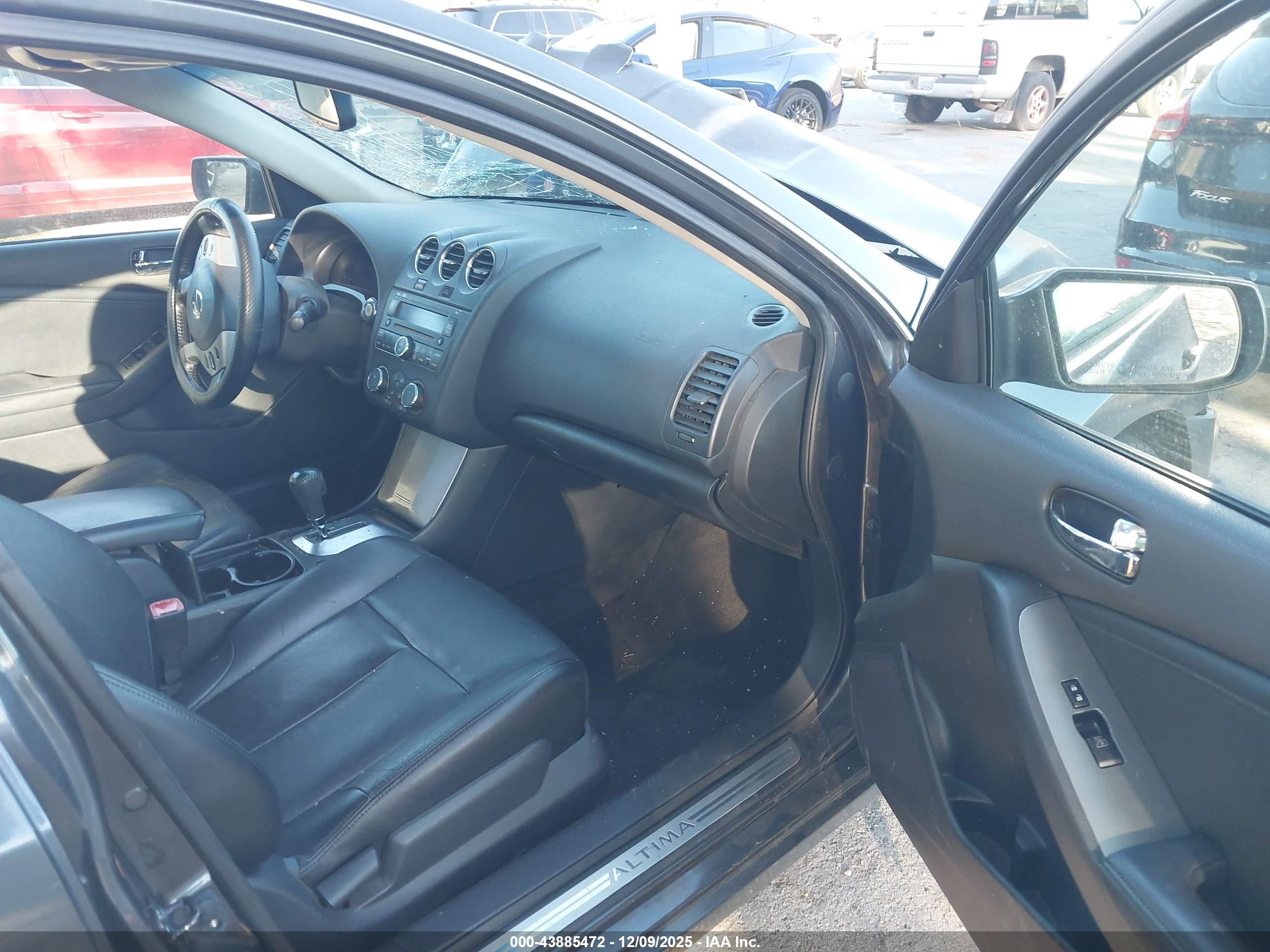 NISSAN ALTIMA image 5