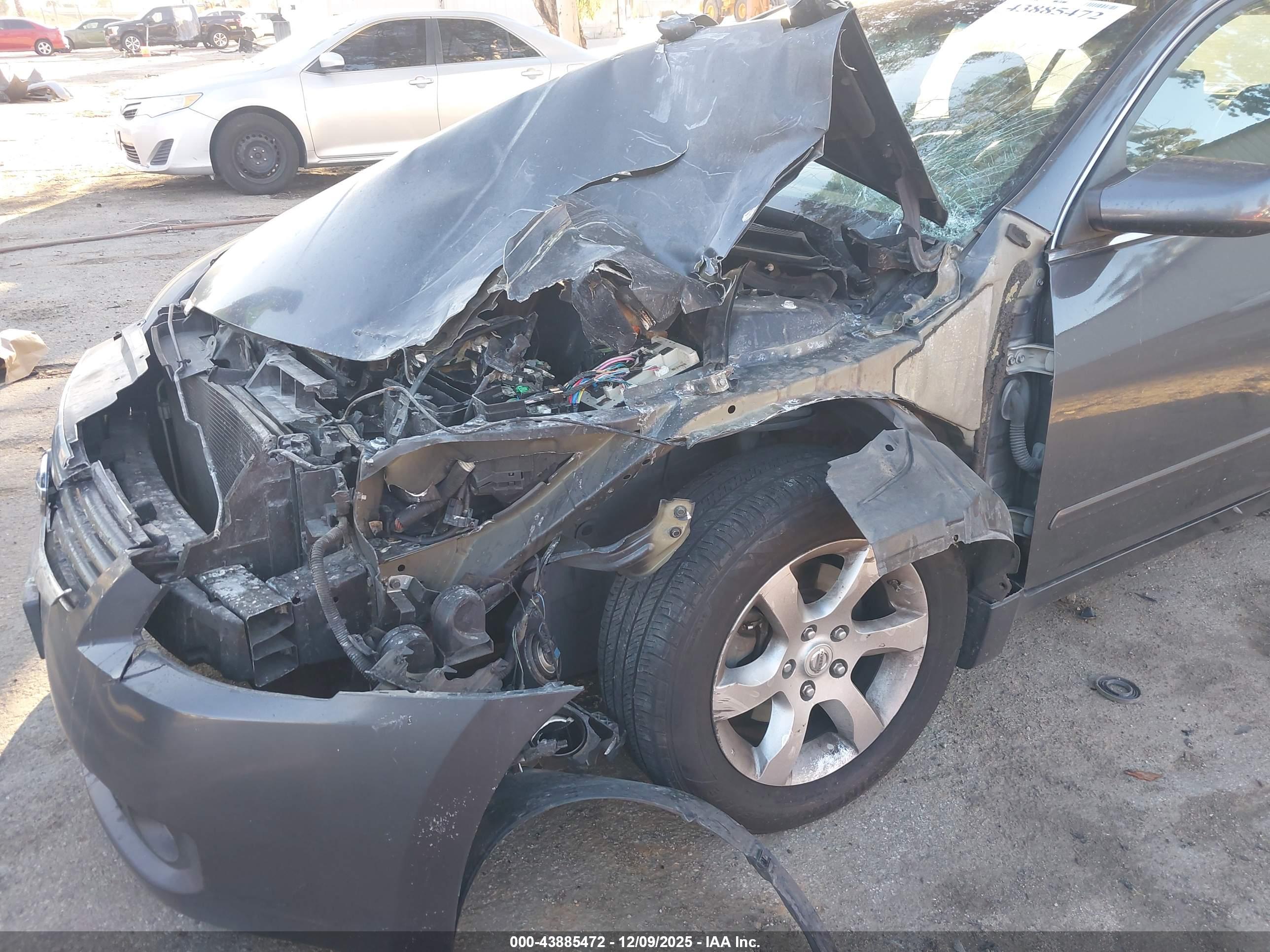 NISSAN ALTIMA image 6