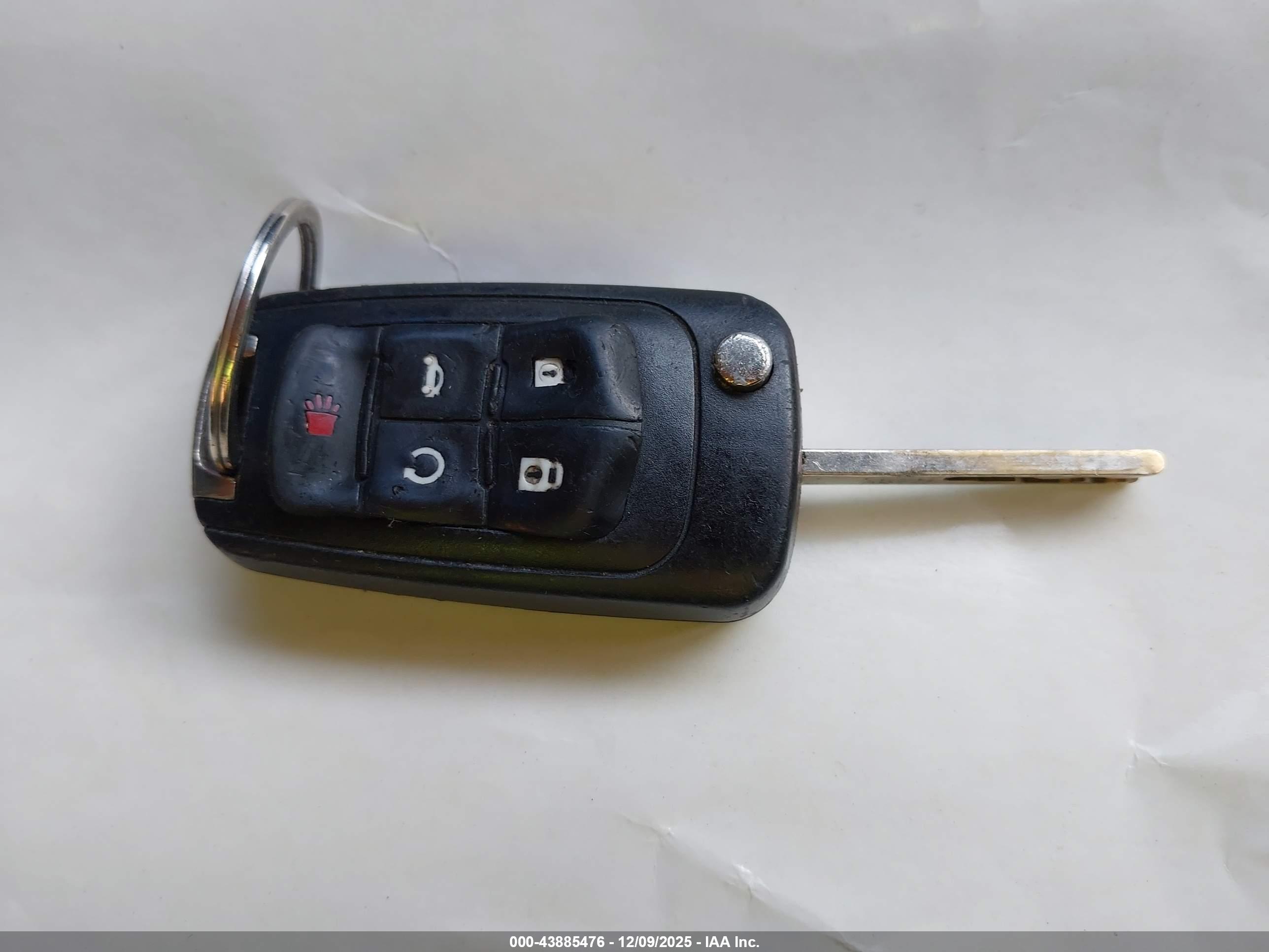 CHEVROLET EQUINOX image 11