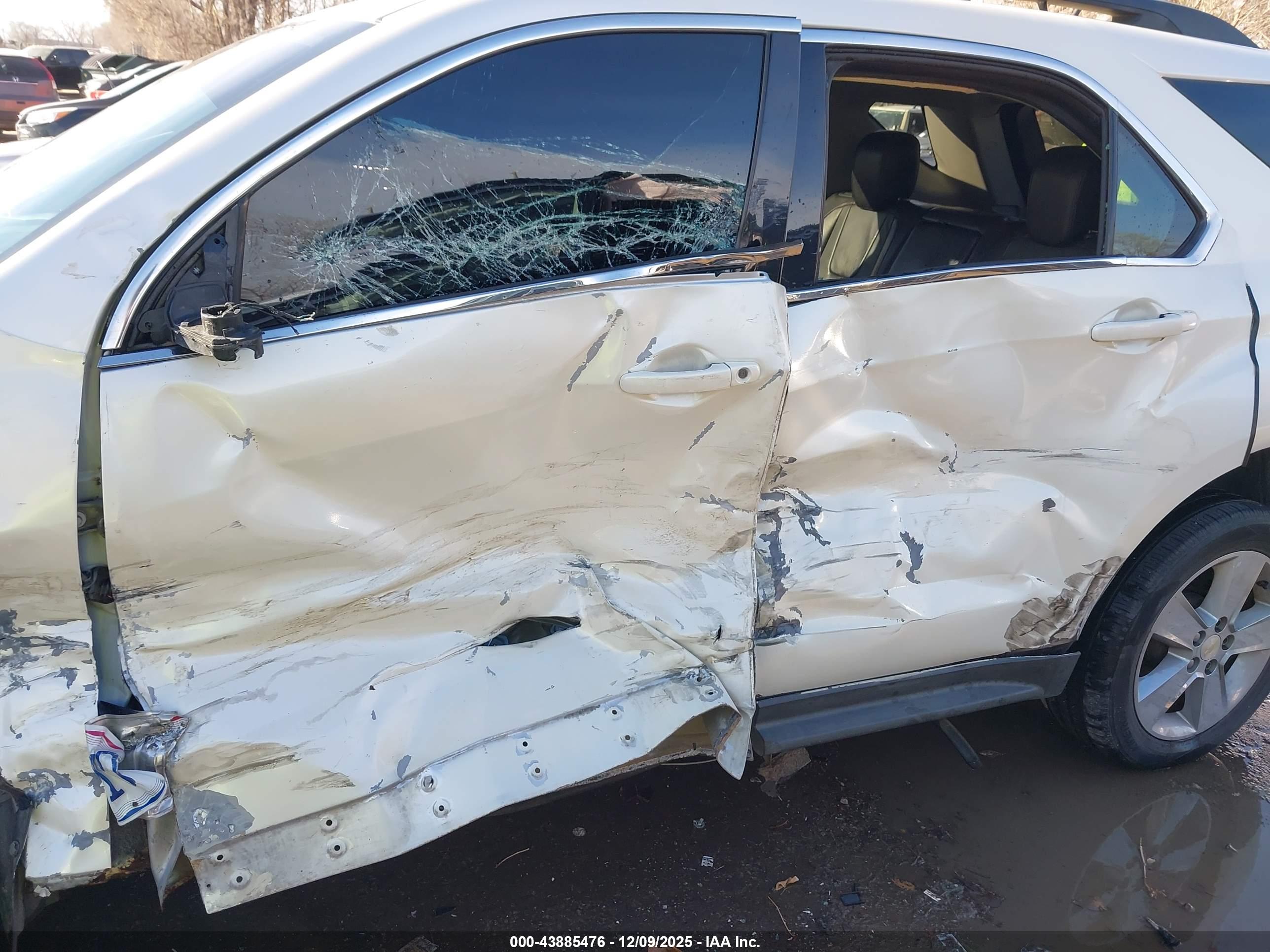 CHEVROLET EQUINOX image 6