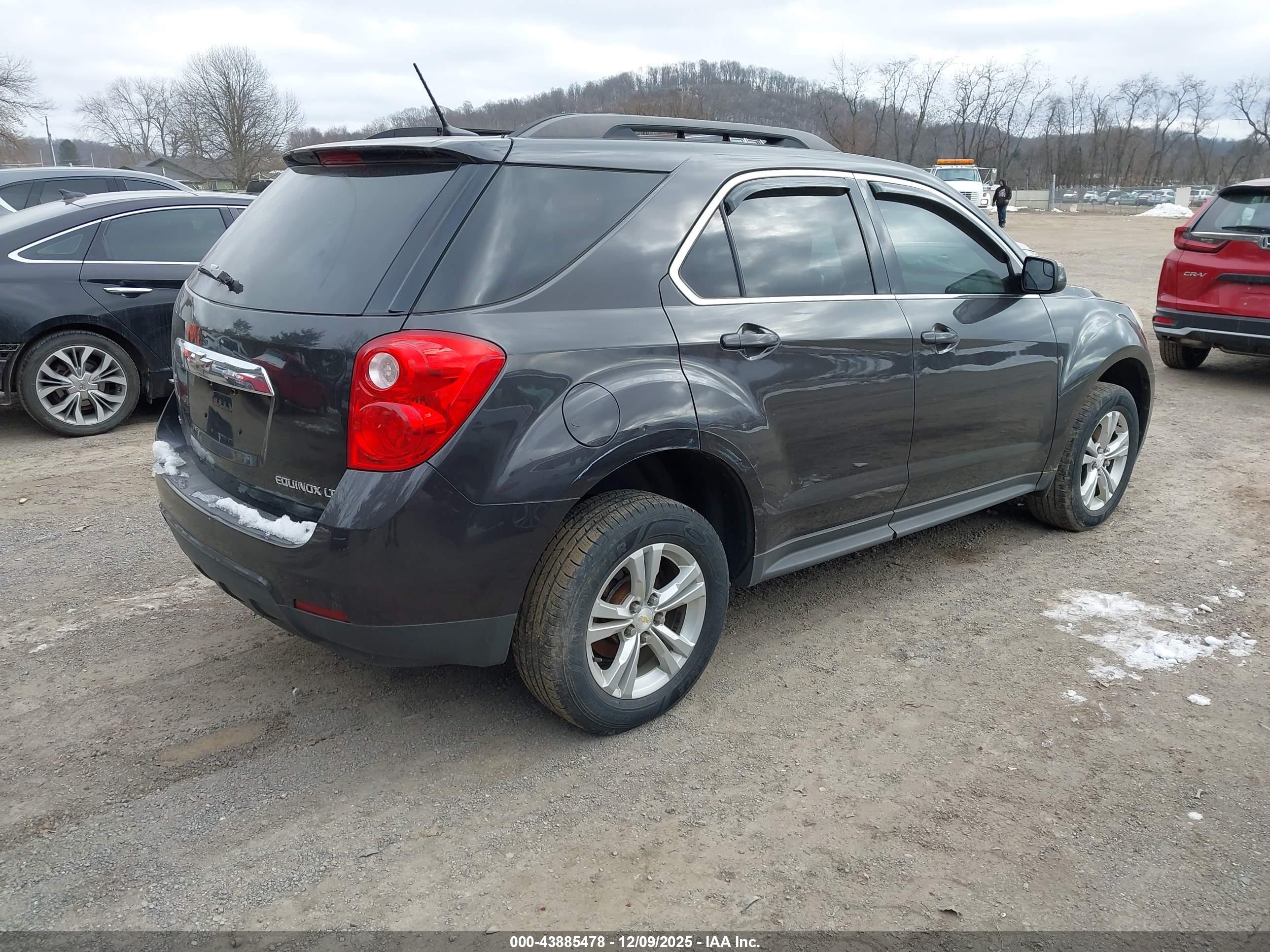 CHEVROLET EQUINOX image 4
