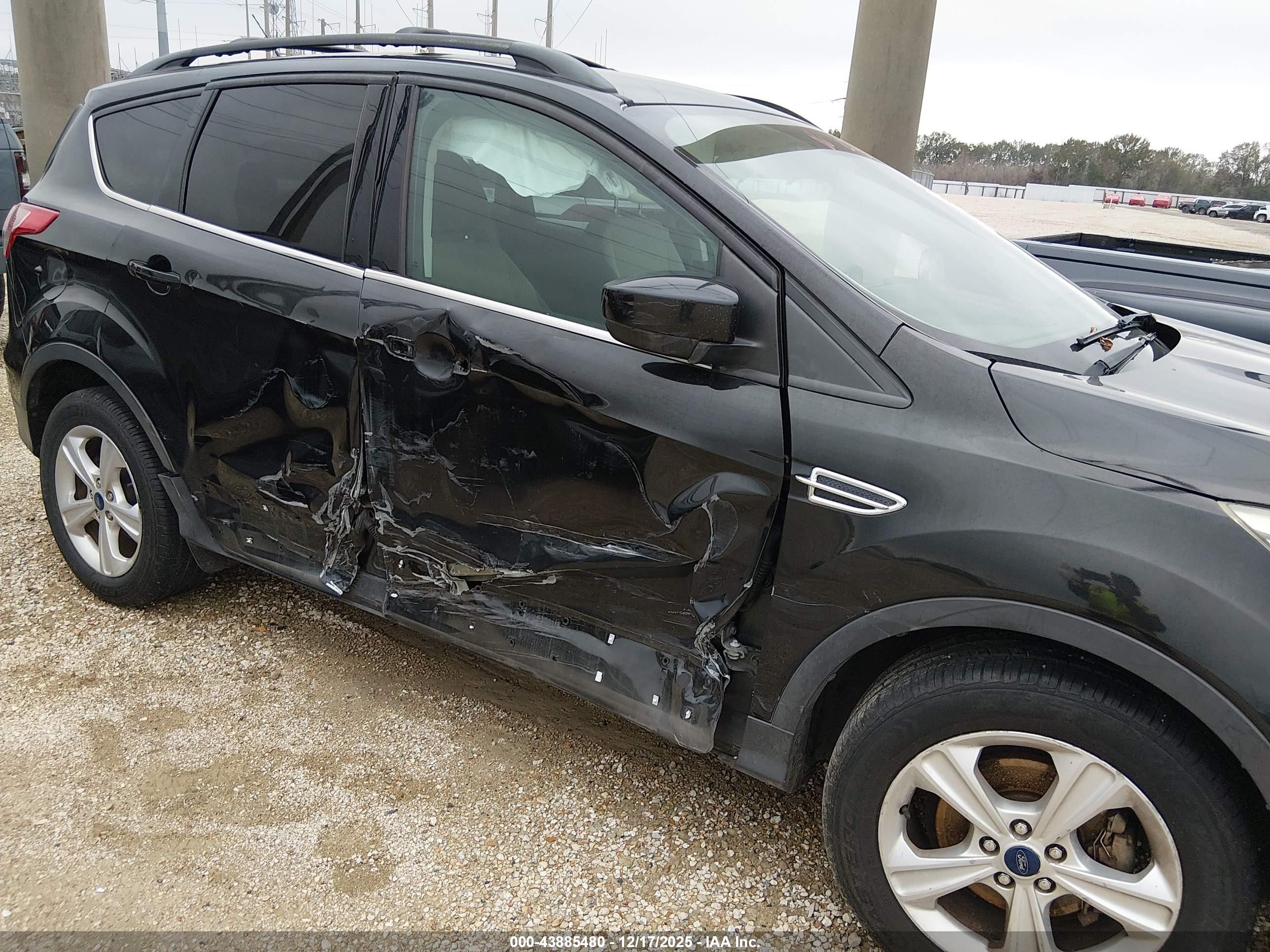 FORD ESCAPE image 6