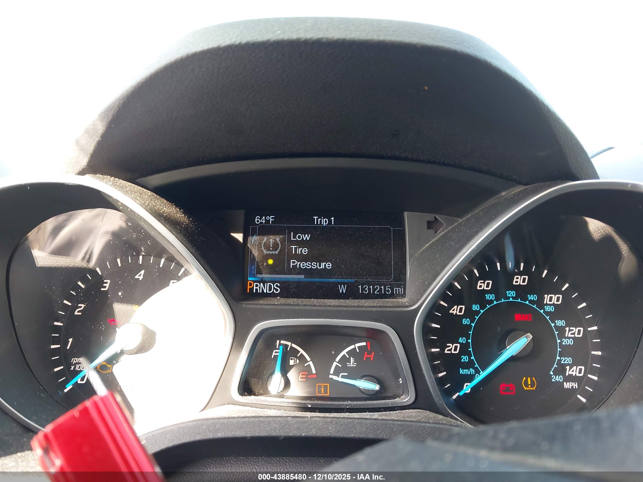 FORD ESCAPE image 7
