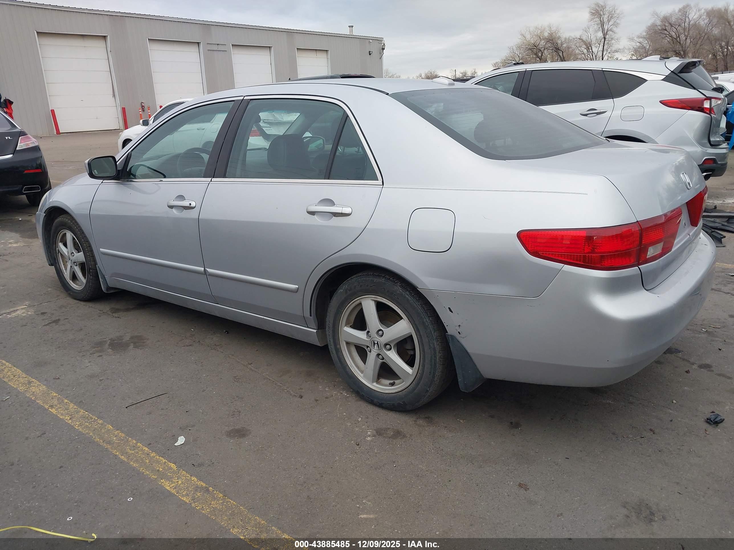 HONDA ACCORD image 3