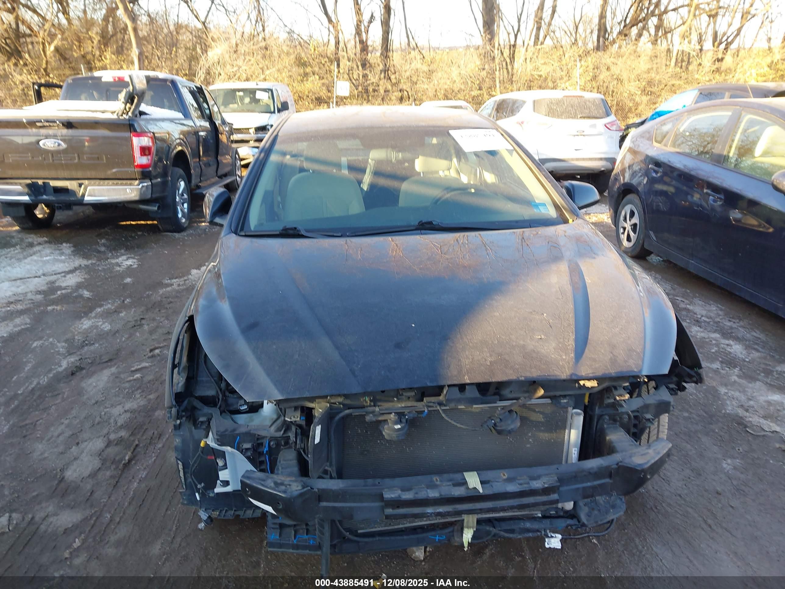 HYUNDAI SONATA image 6