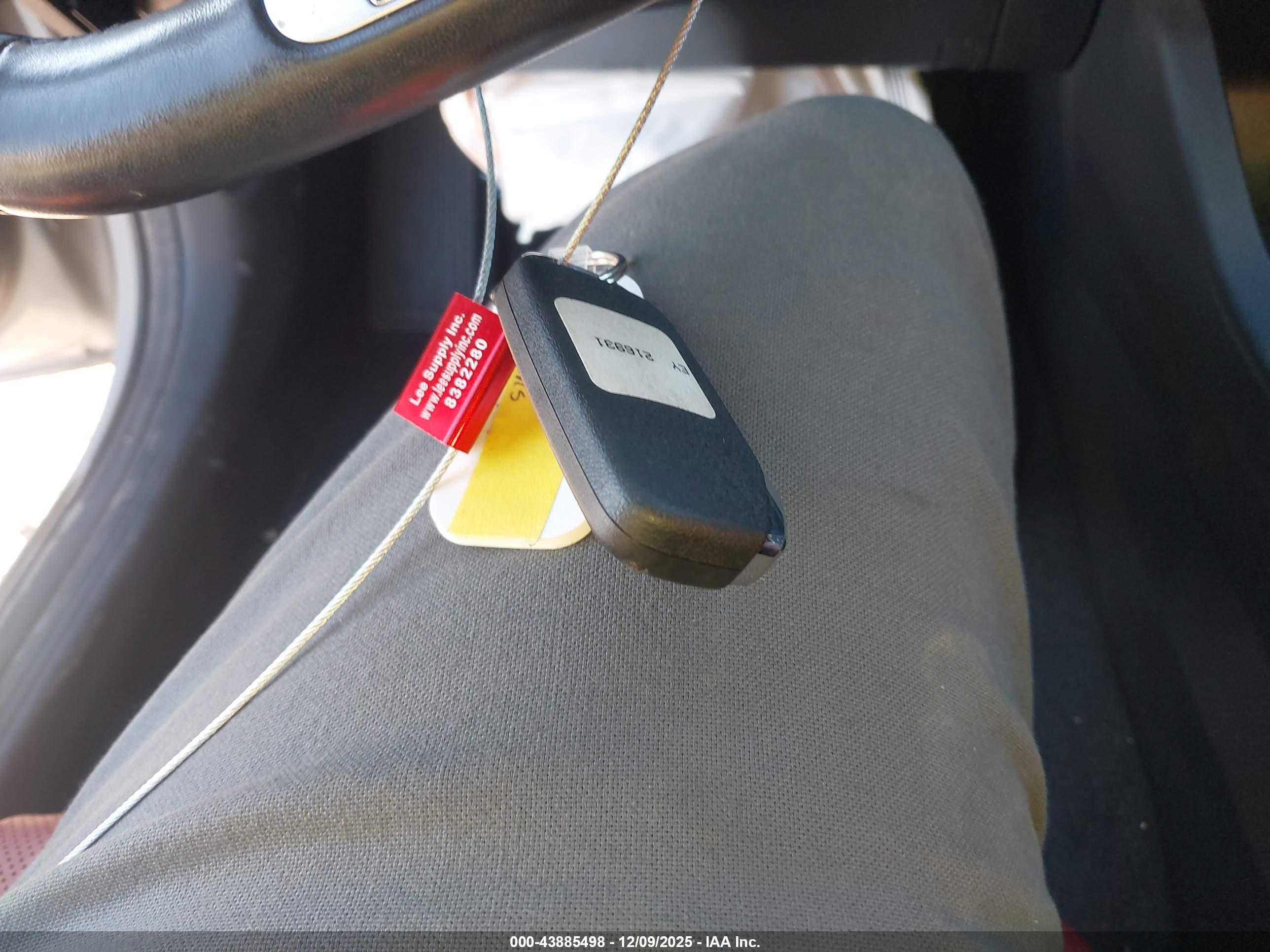 KIA K5 image 11