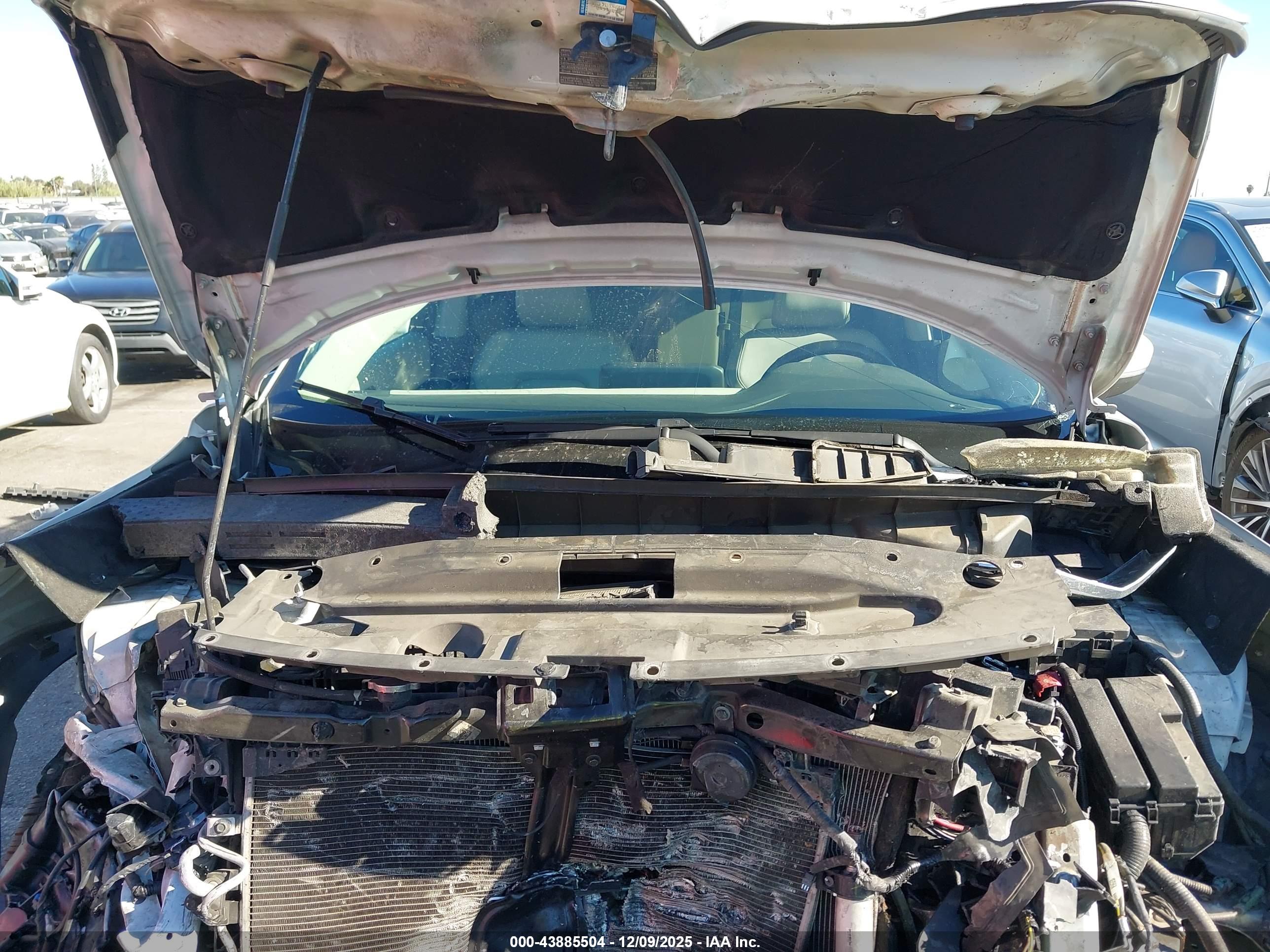 NISSAN PATHFINDER image 10
