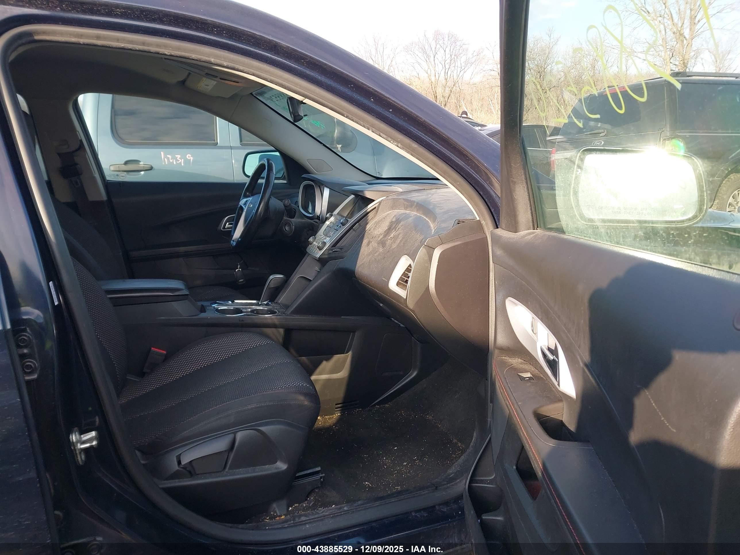 CHEVROLET EQUINOX image 5