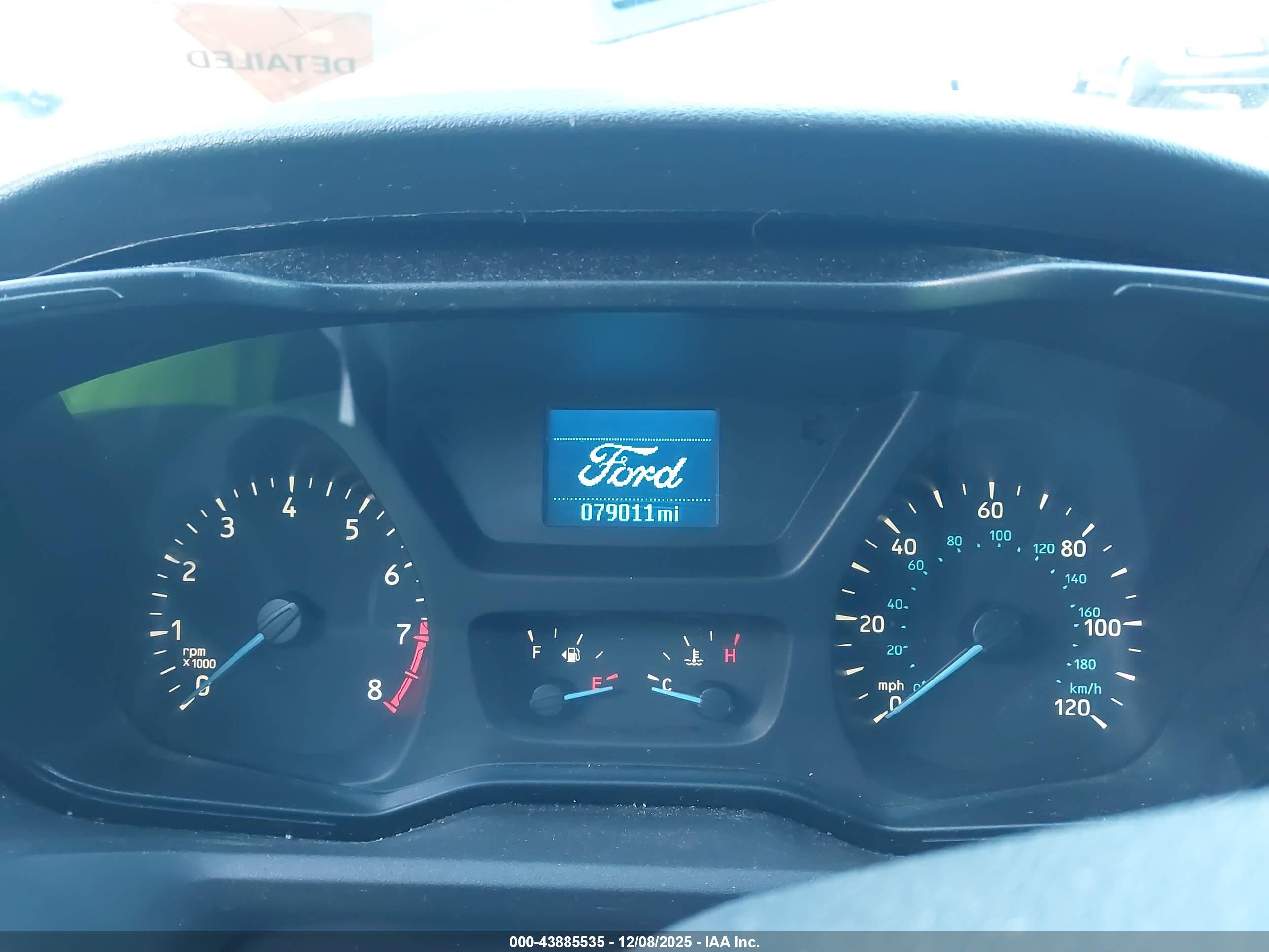 FORD TRANSIT-150 image 7