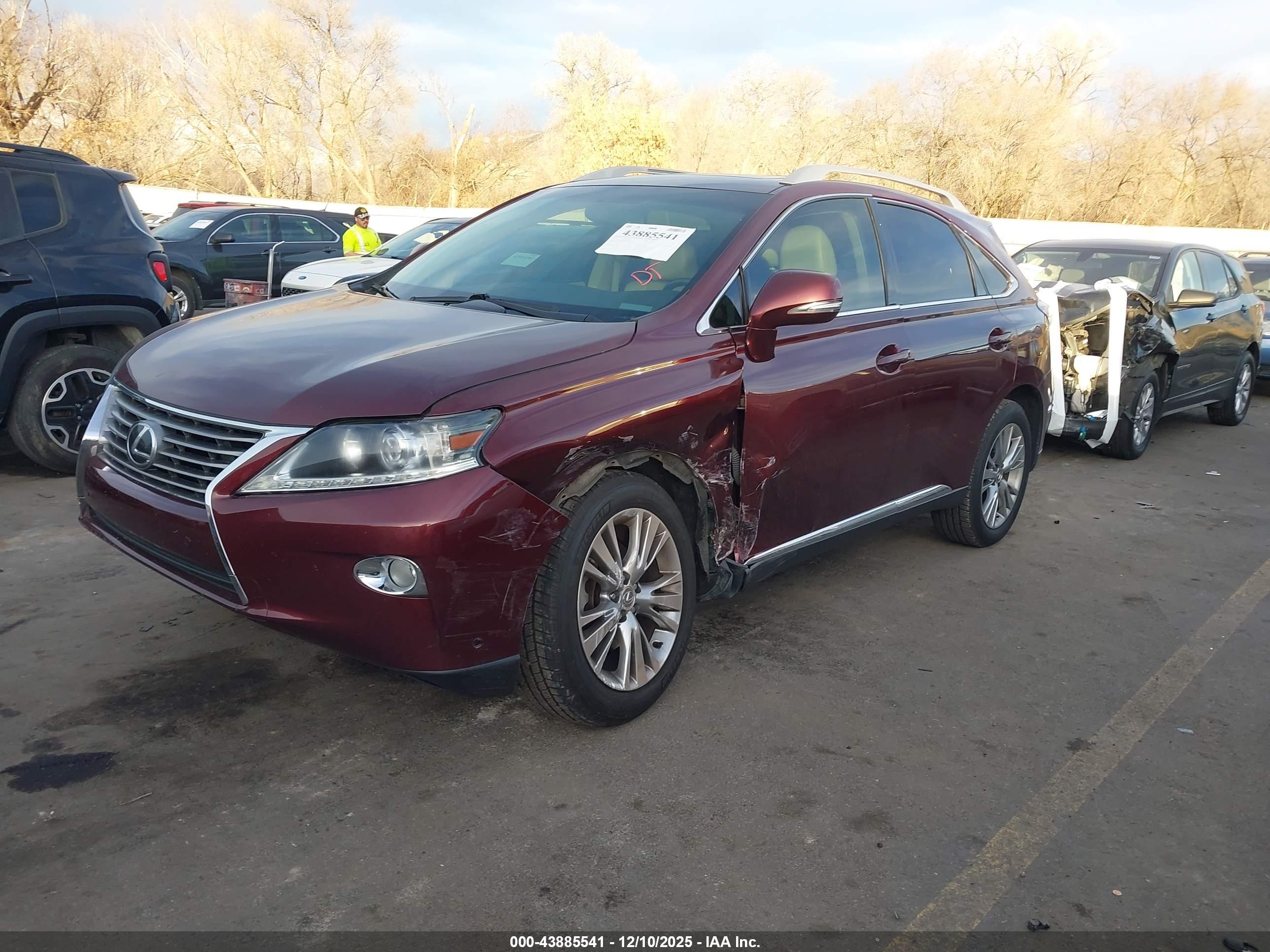 LEXUS RX image 2