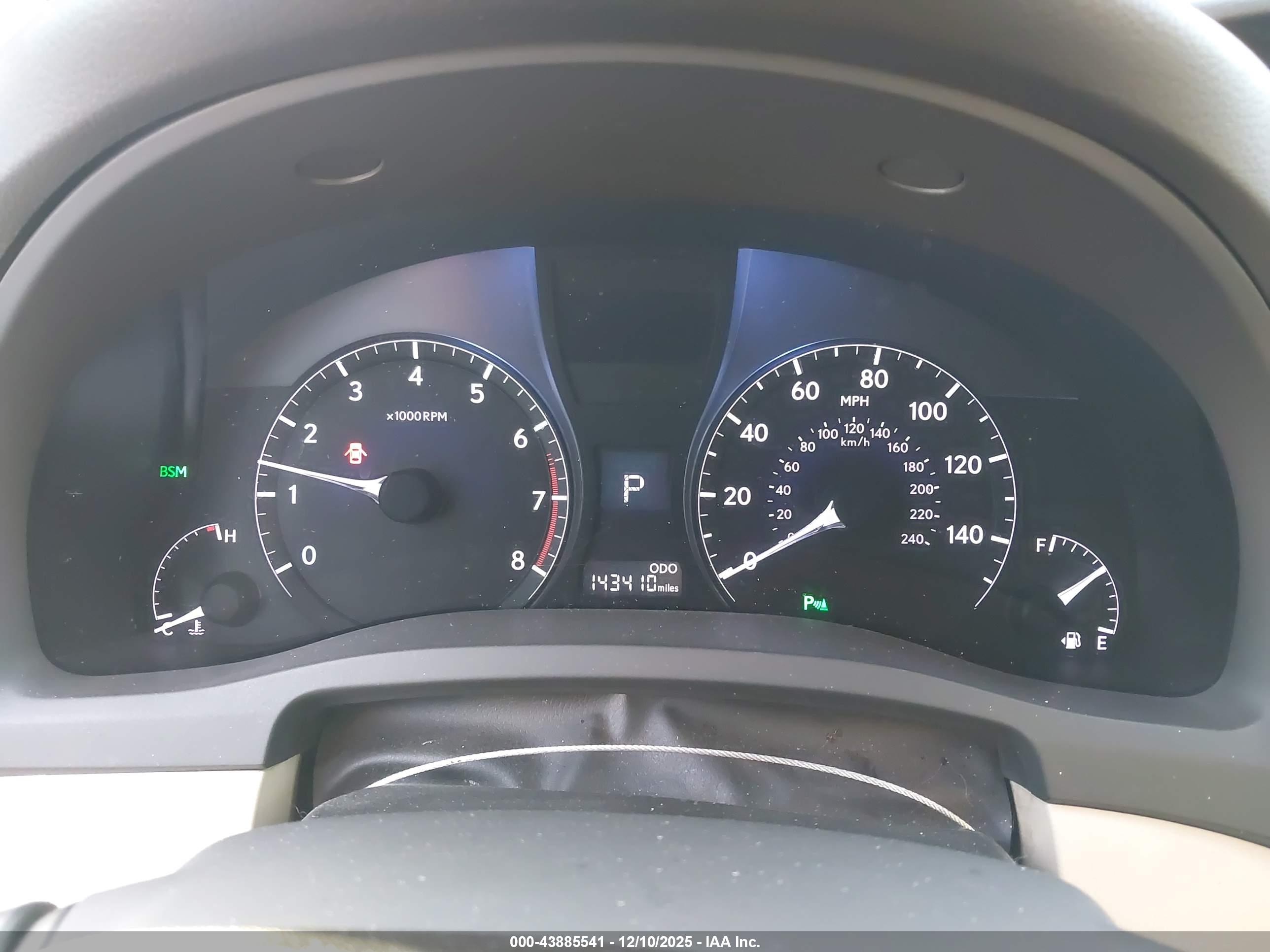 LEXUS RX image 7