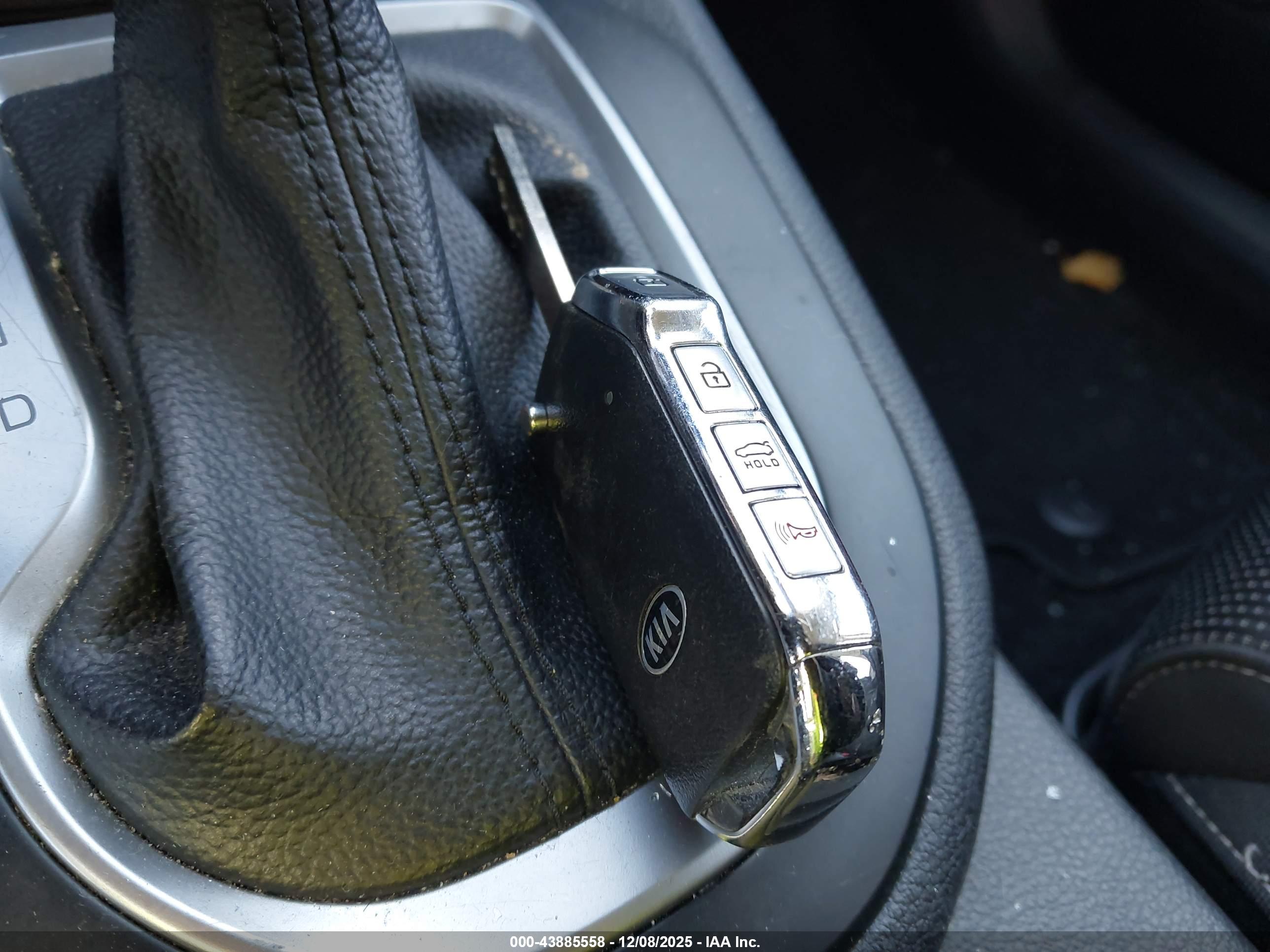 KIA FORTE image 11