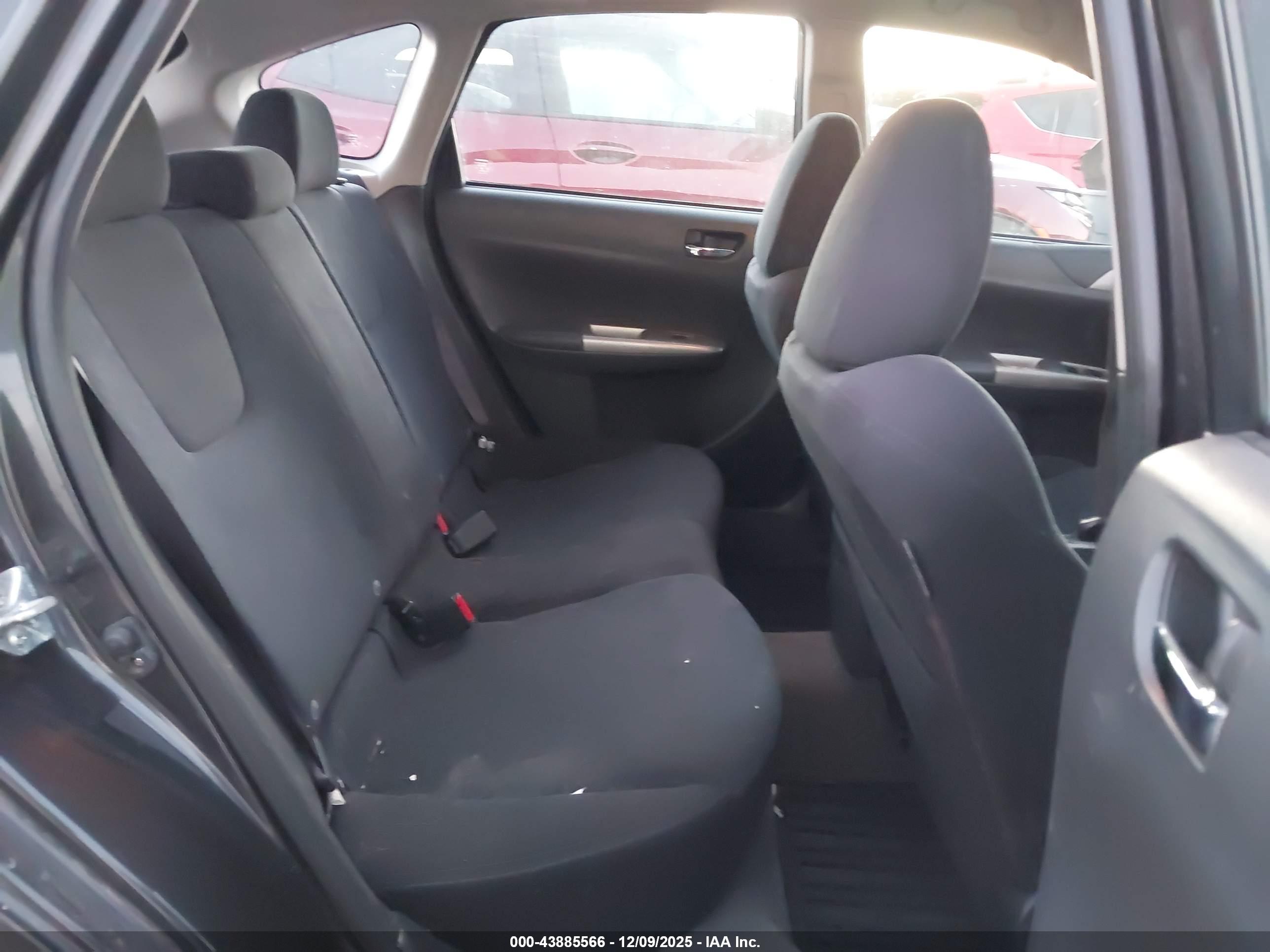 SUBARU IMPREZA image 8