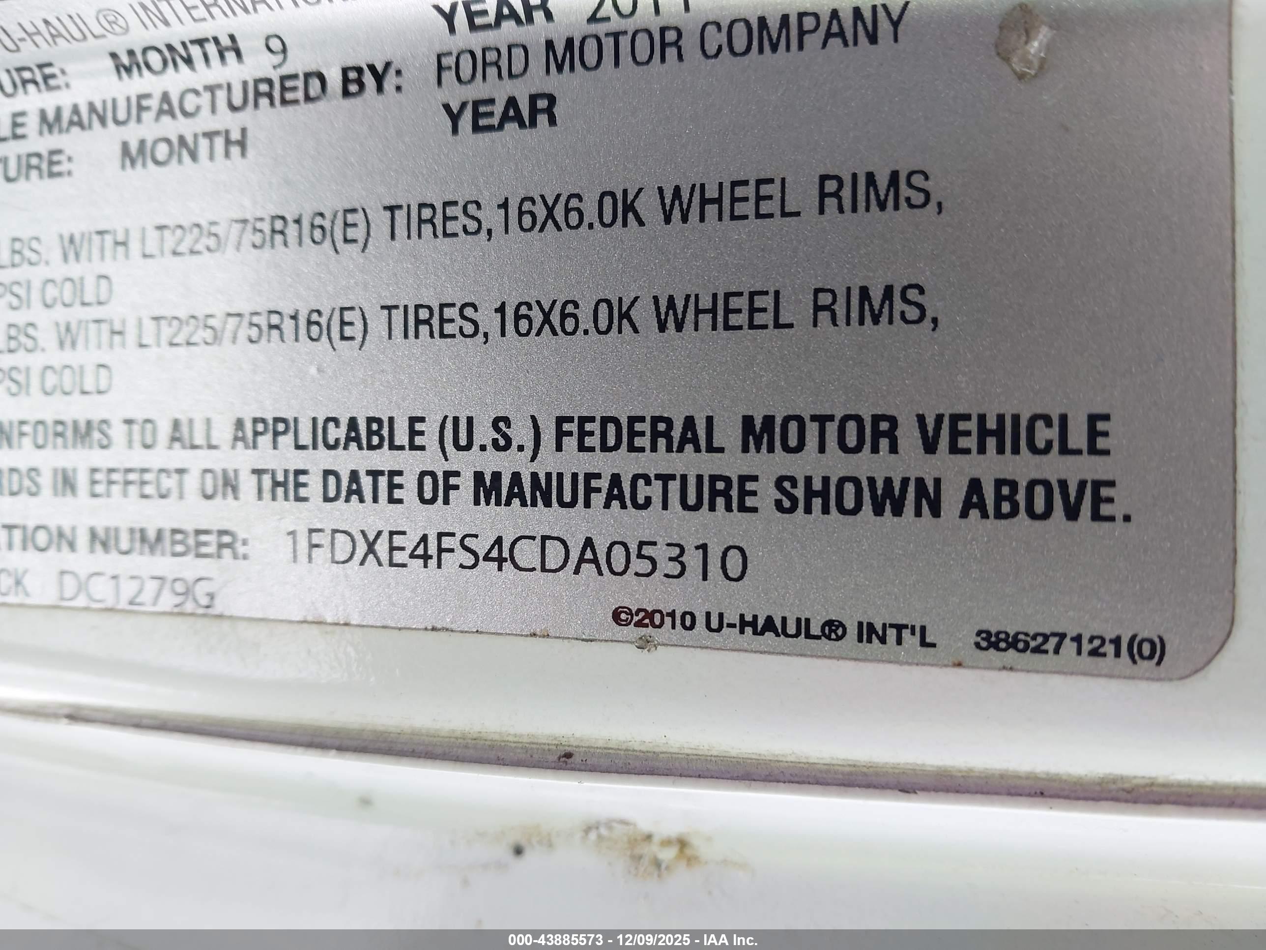 FORD E-450 image 9