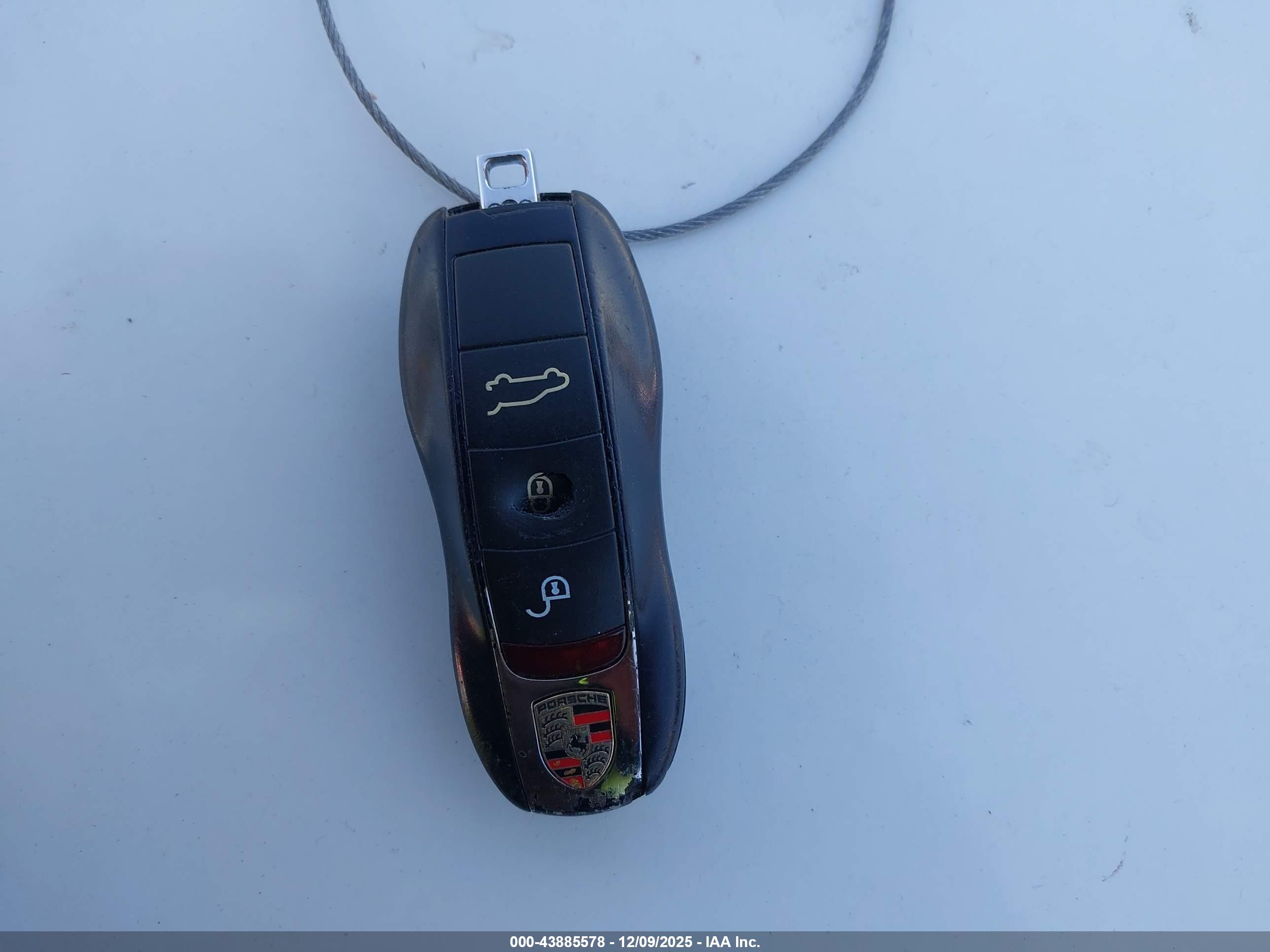 PORSCHE CAYENNE image 11