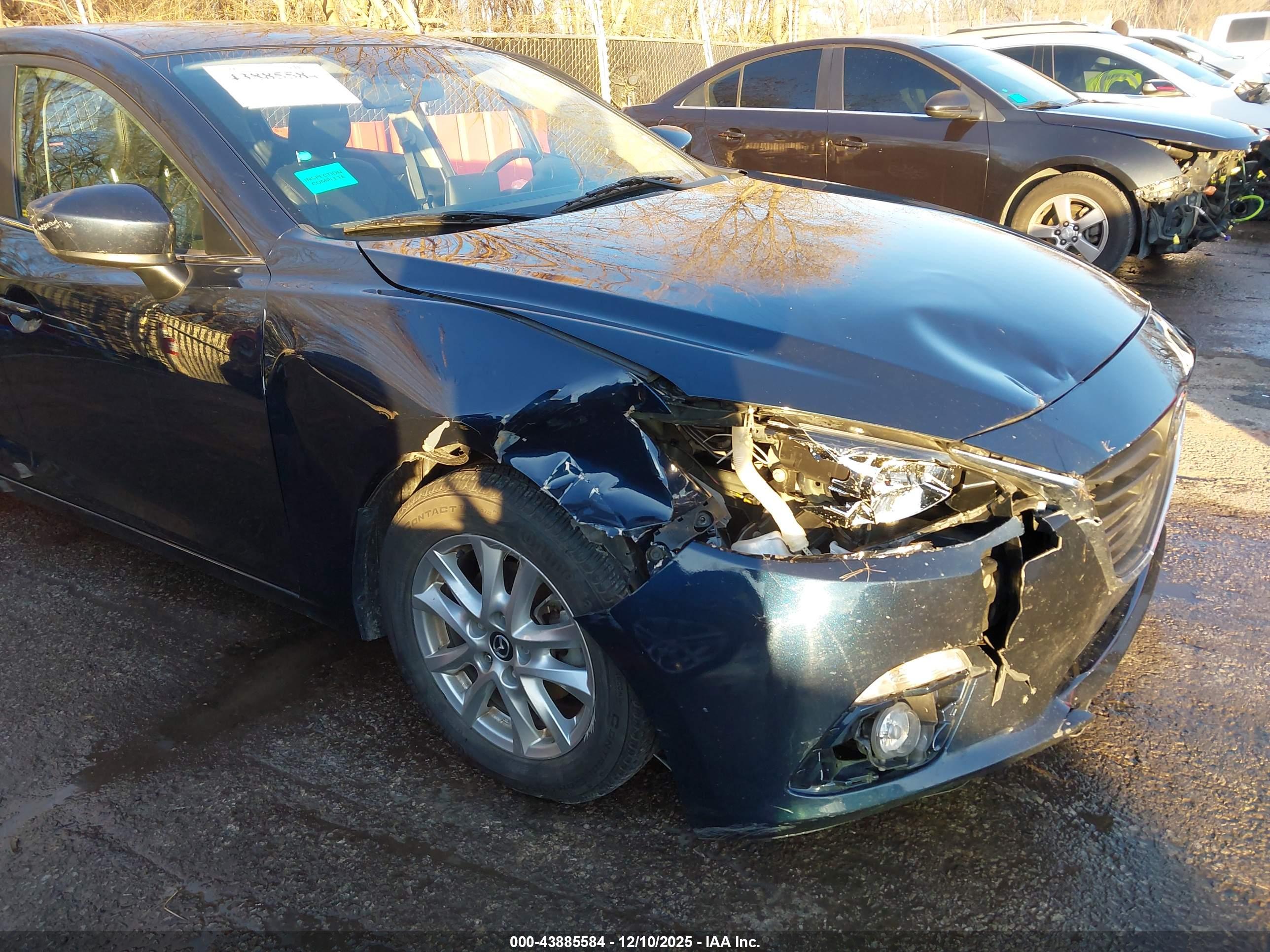 MAZDA MAZDA3 image 6