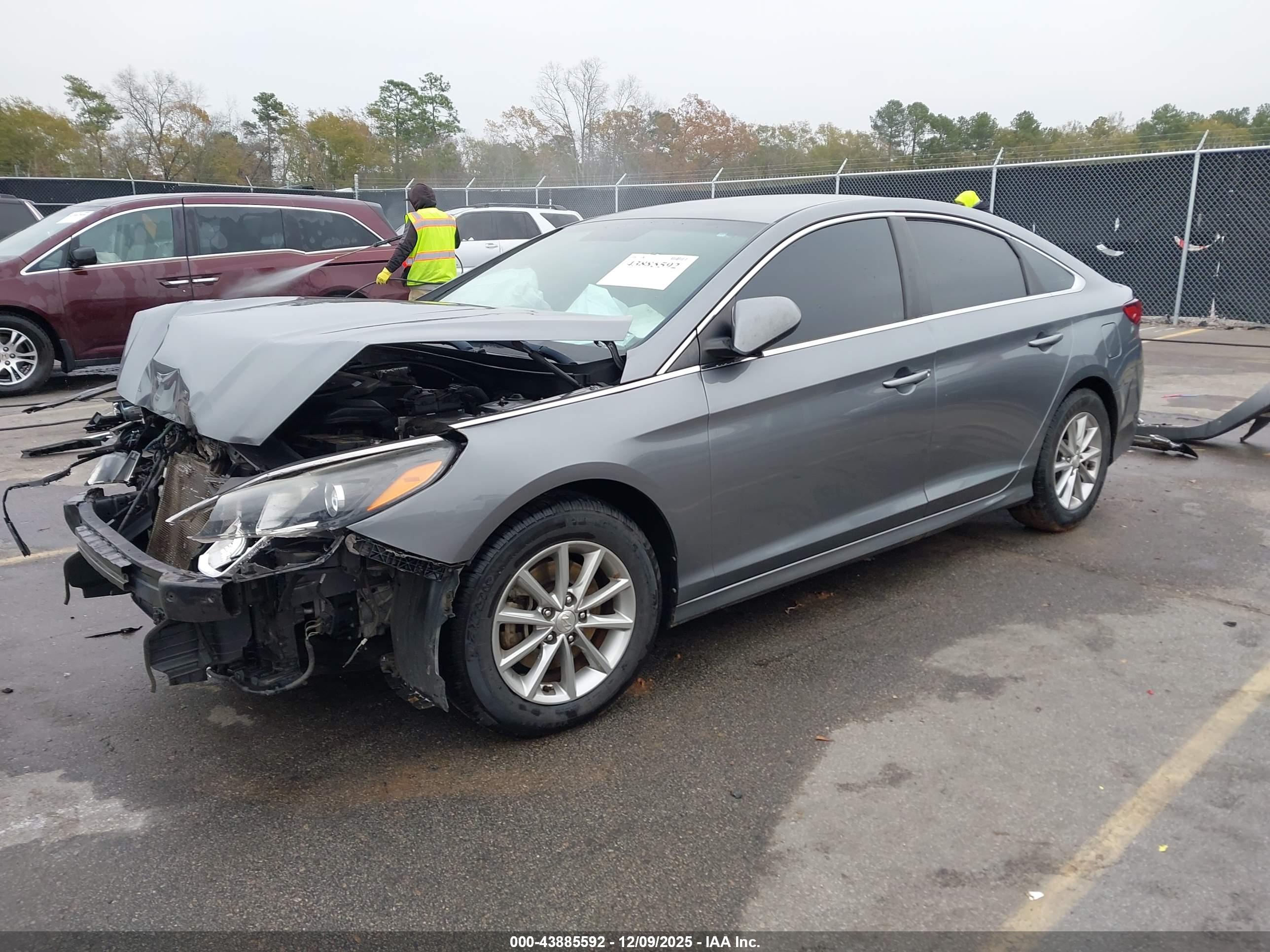 HYUNDAI SONATA image 2