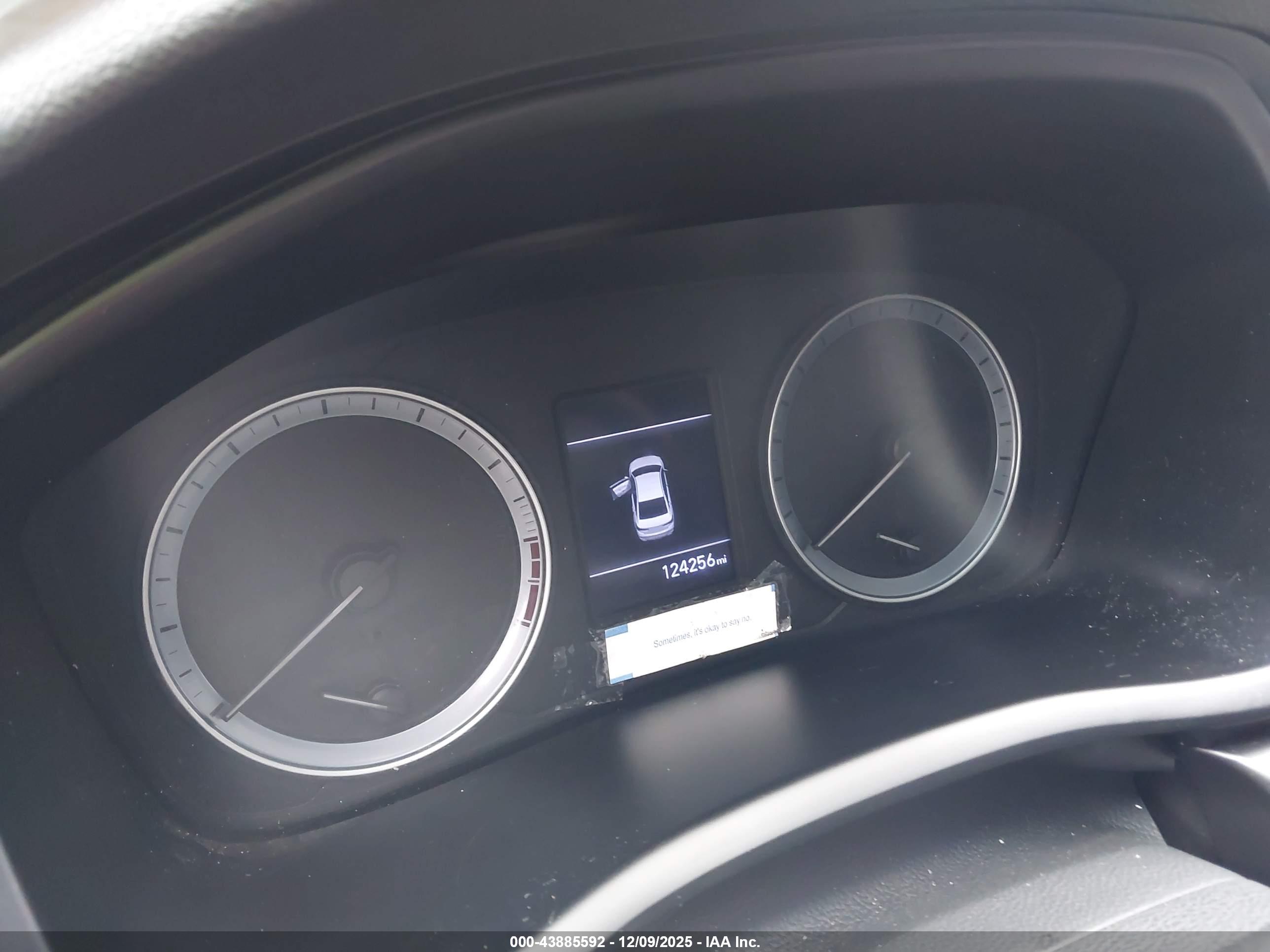 HYUNDAI SONATA image 7