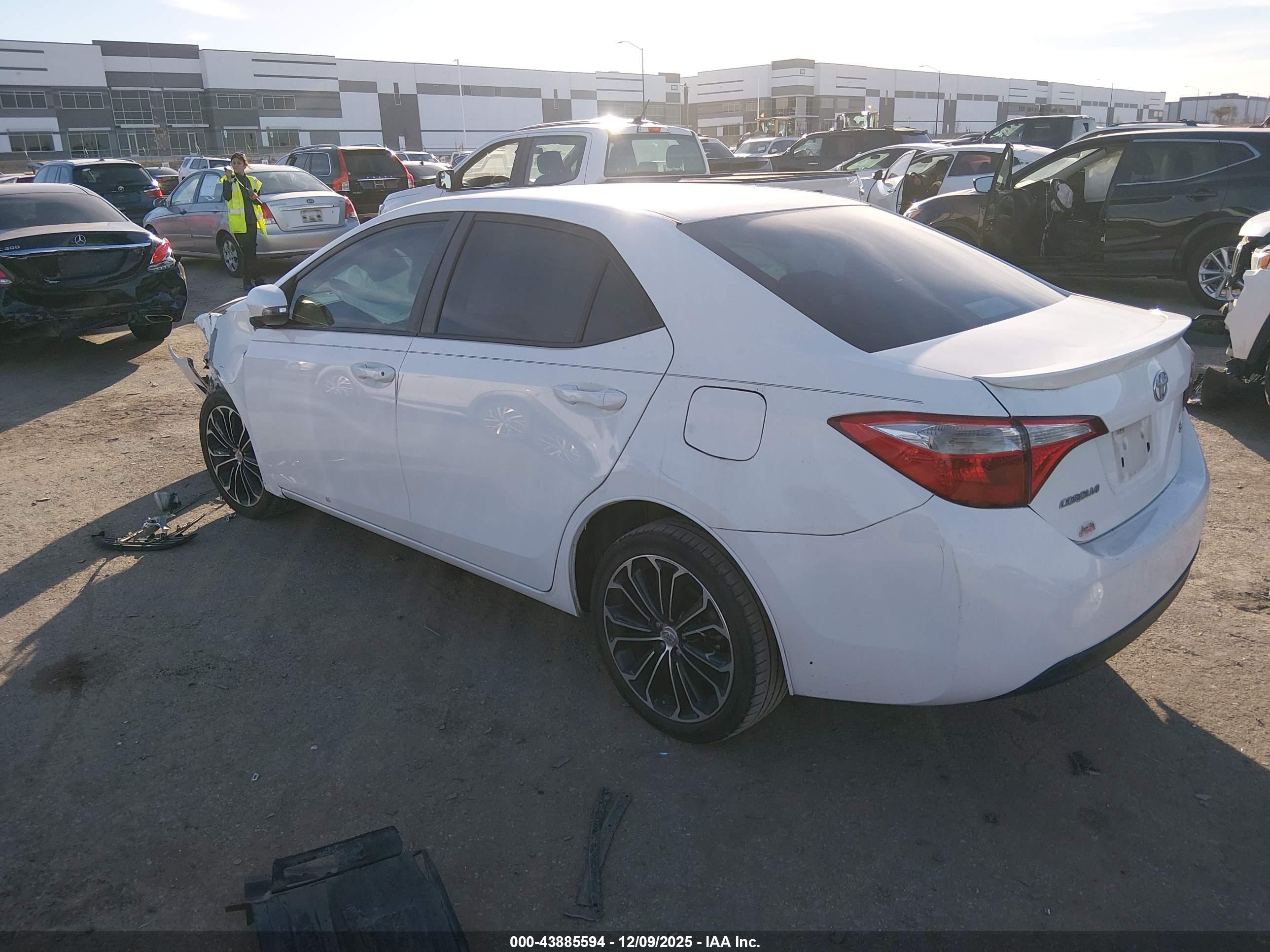 TOYOTA COROLLA image 3