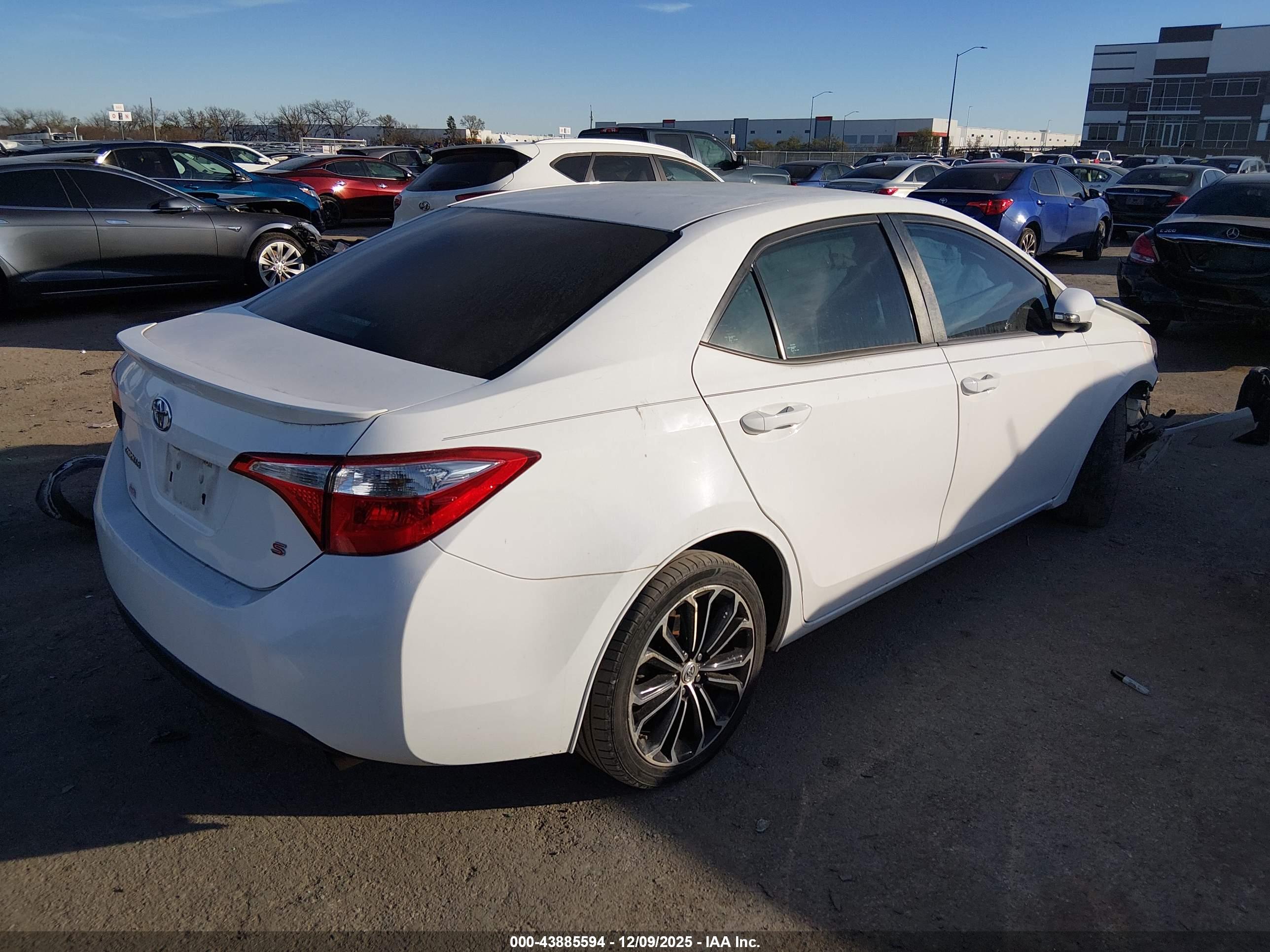 TOYOTA COROLLA image 4