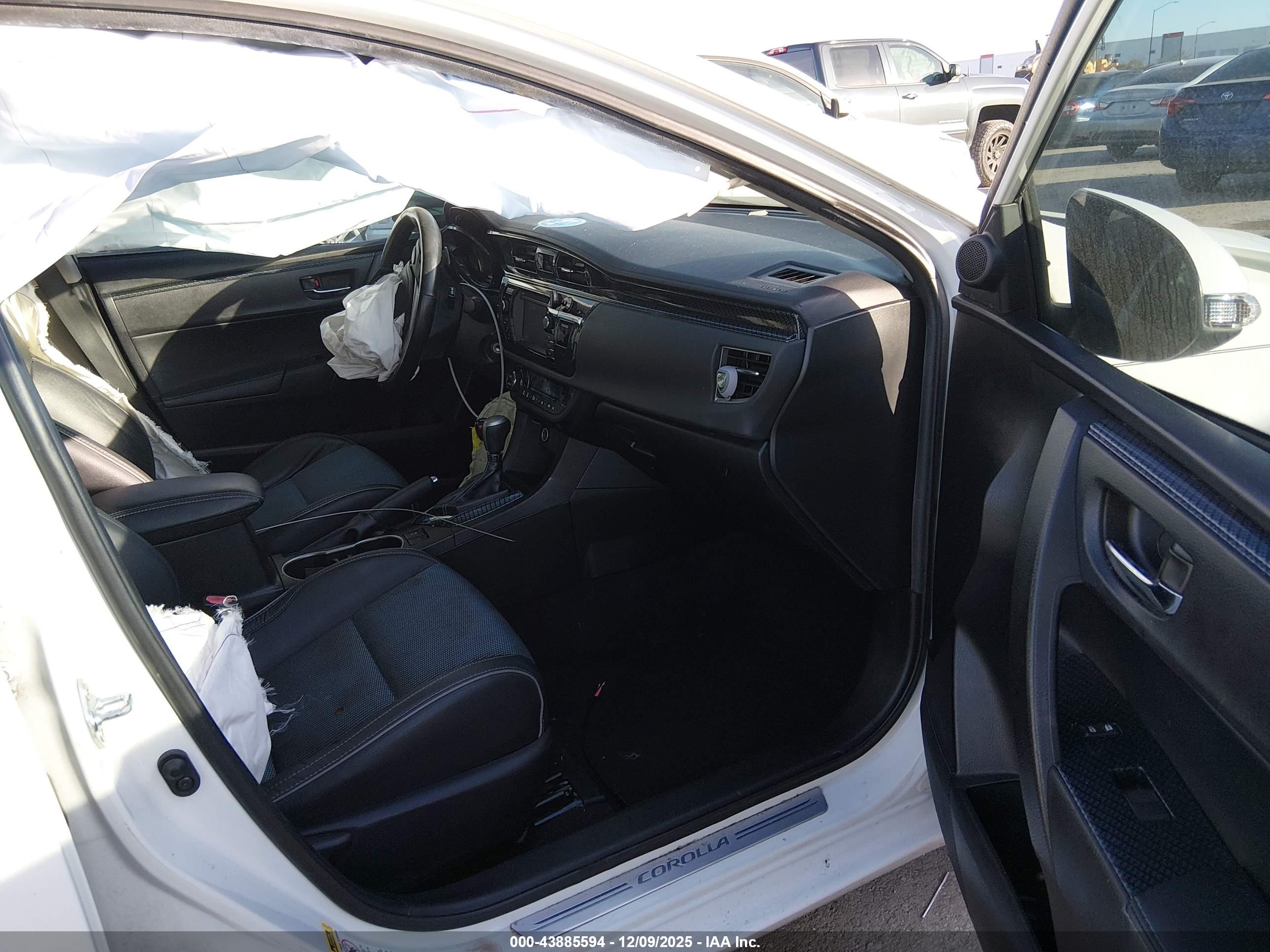 TOYOTA COROLLA image 5