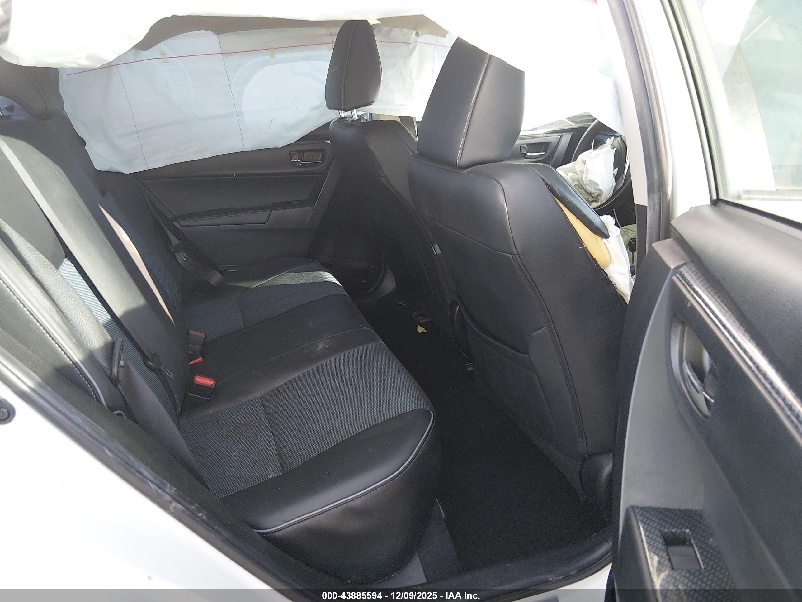 TOYOTA COROLLA image 8