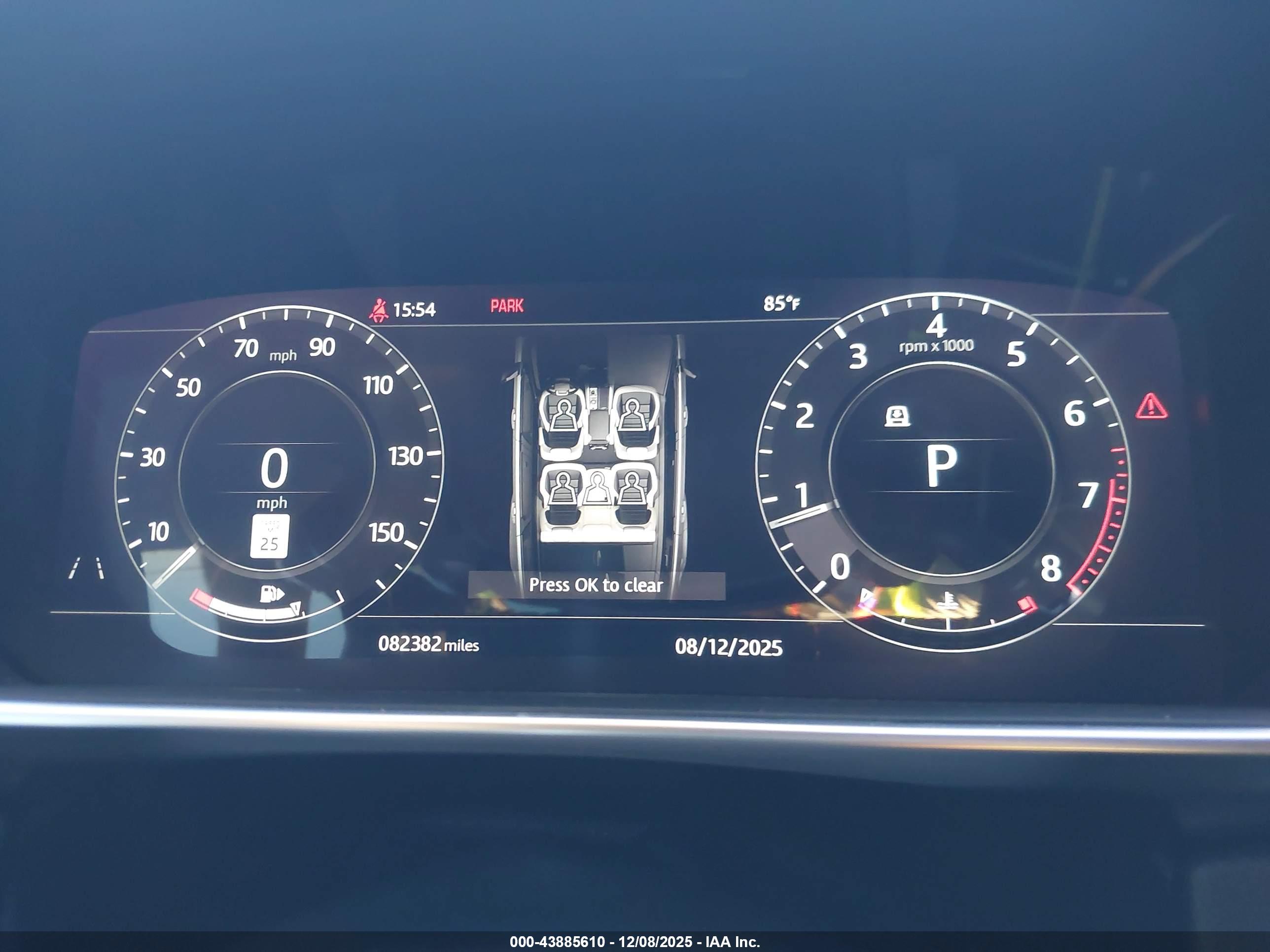 LAND ROVER image 7