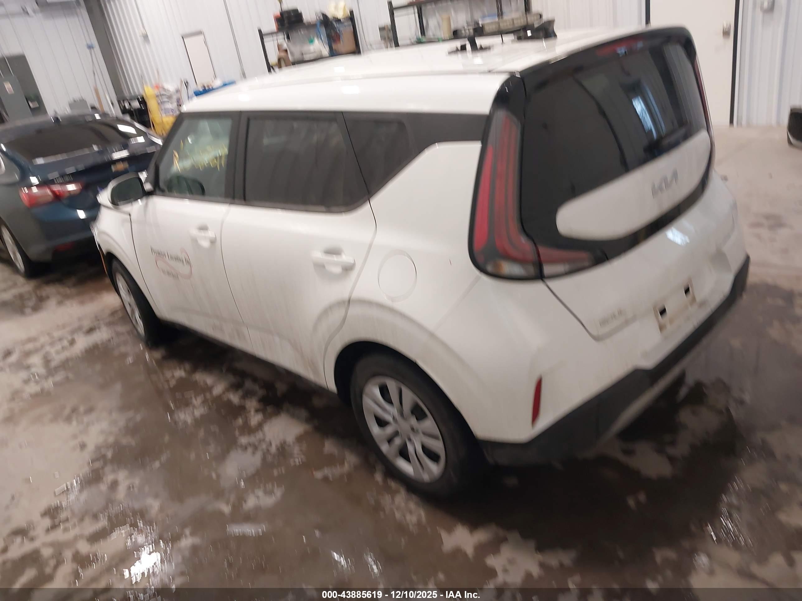 KIA SOUL image 3