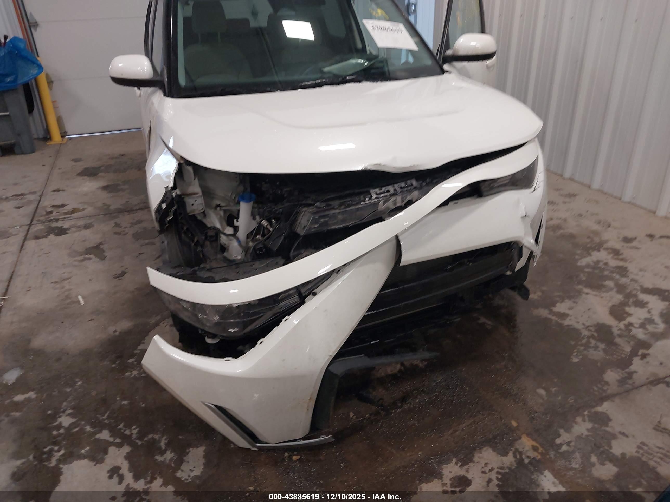 KIA SOUL image 6