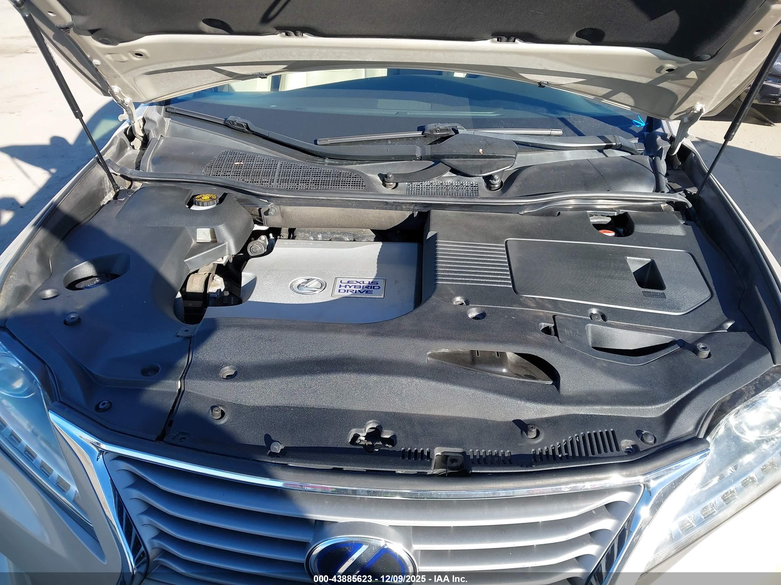 LEXUS RX image 10
