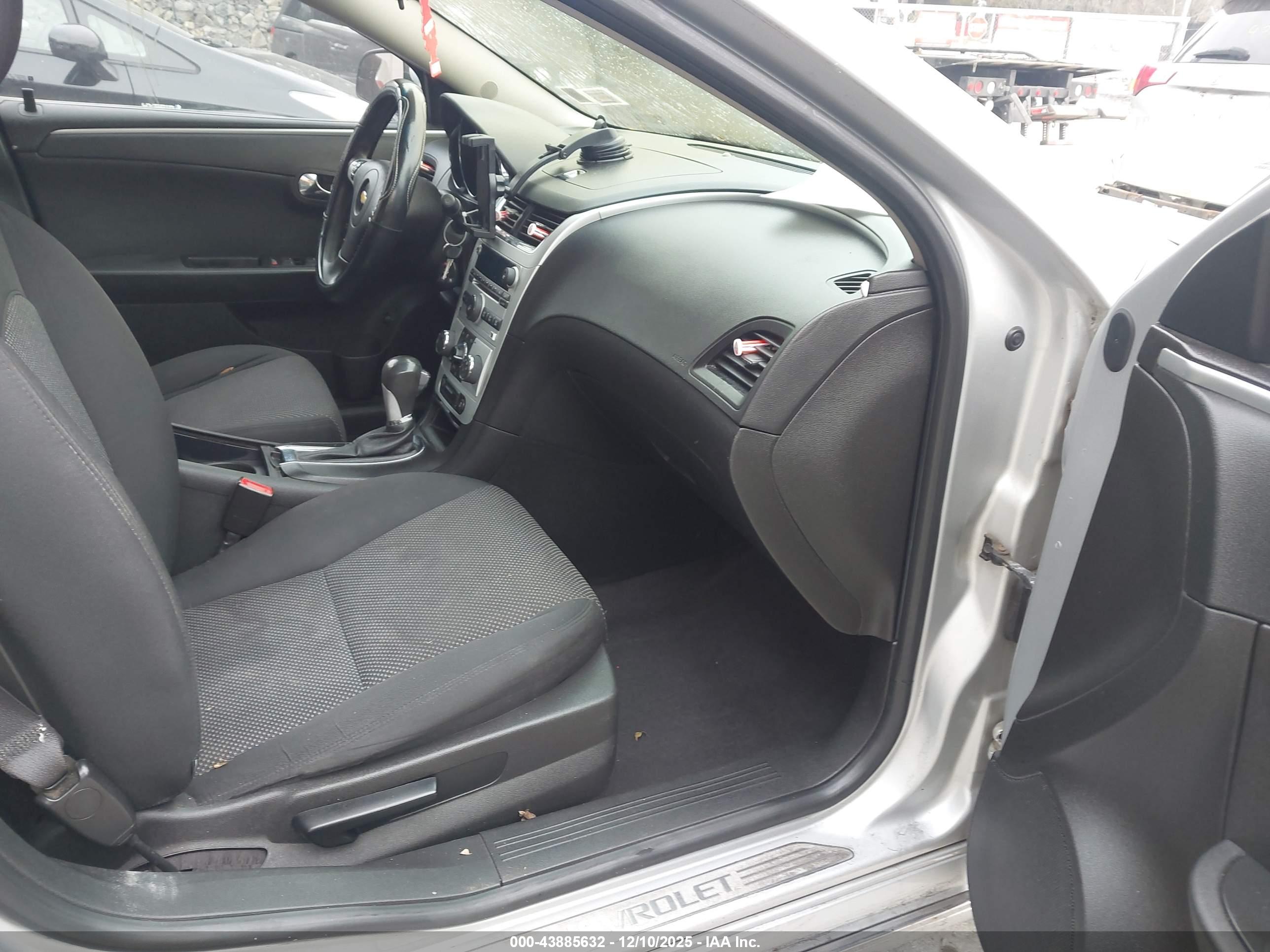 CHEVROLET MALIBU image 5