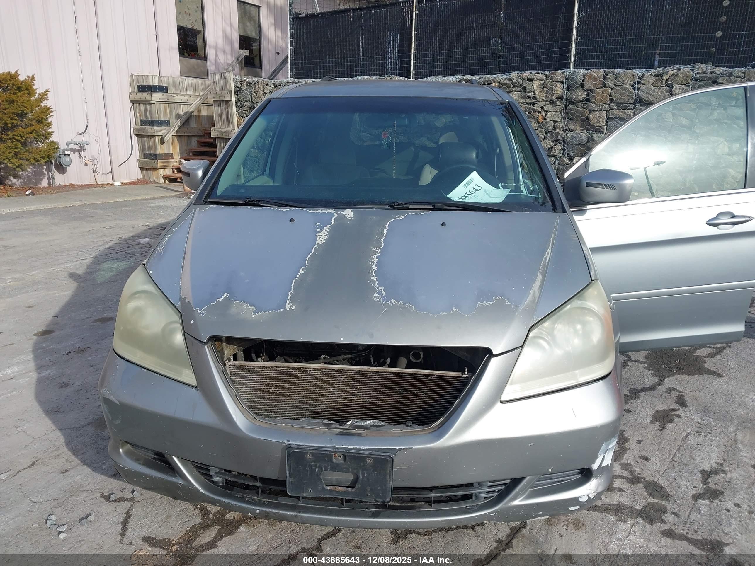 HONDA ODYSSEY image 6