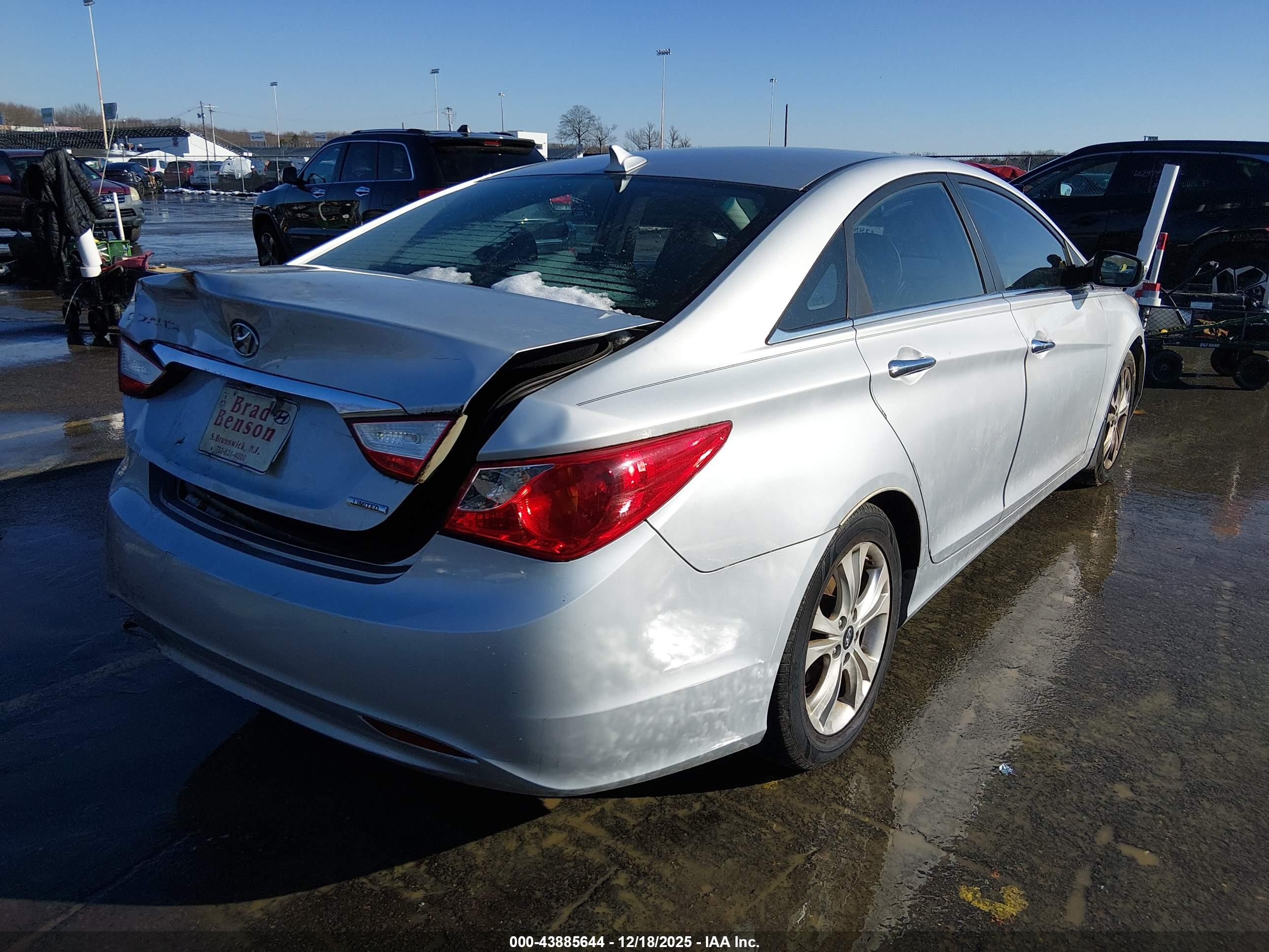 HYUNDAI SONATA image 4