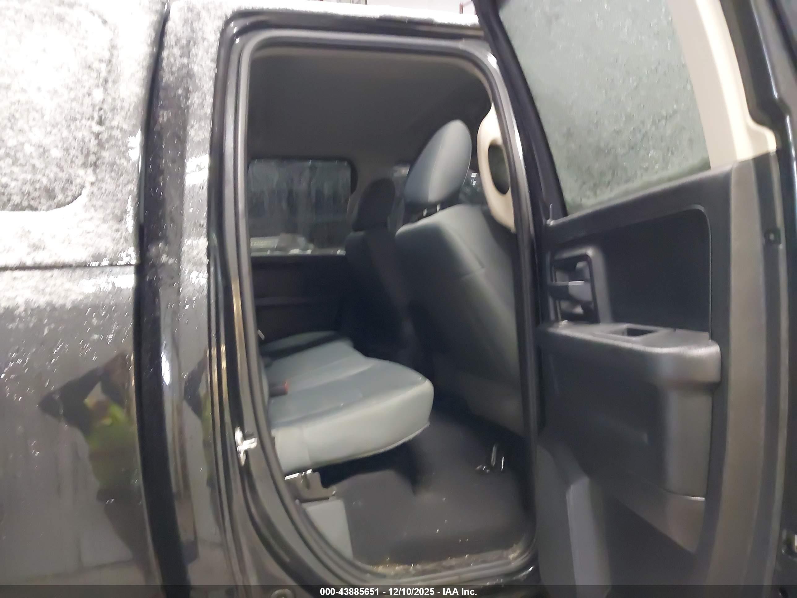 RAM 1500 image 8