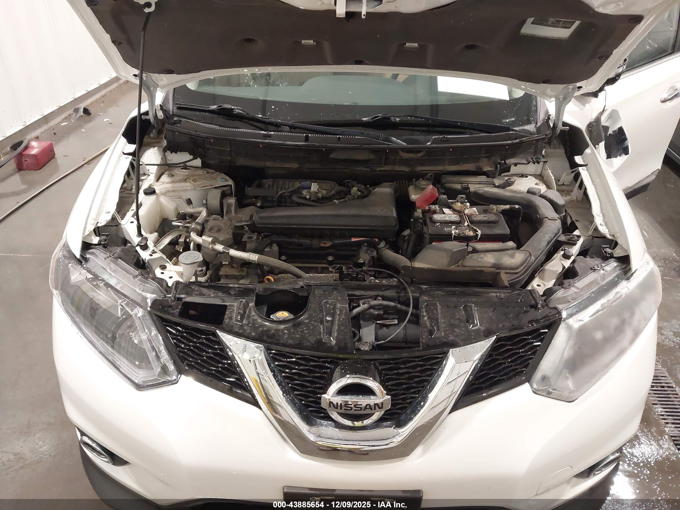 NISSAN ROGUE image 10