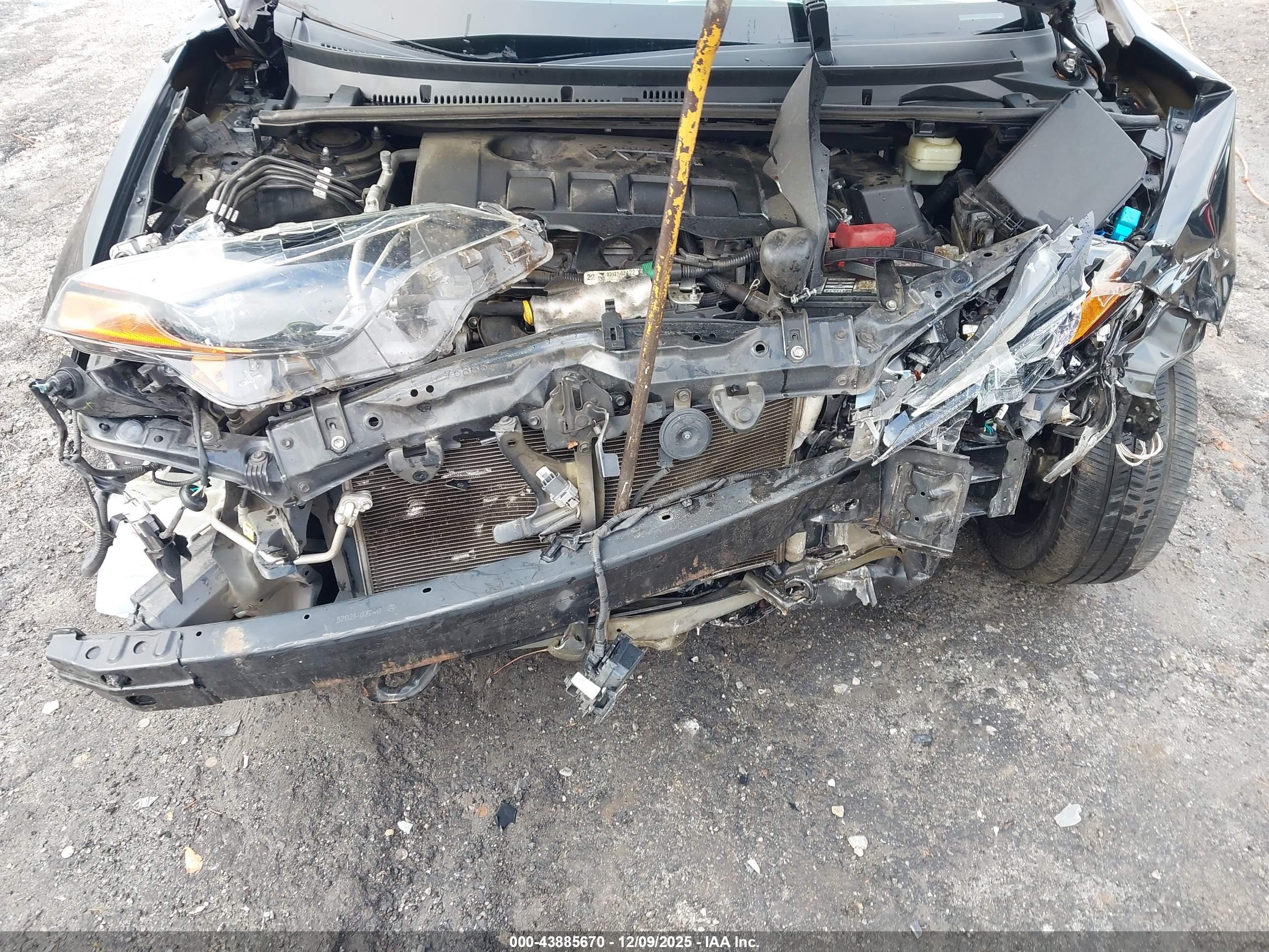 TOYOTA COROLLA image 10