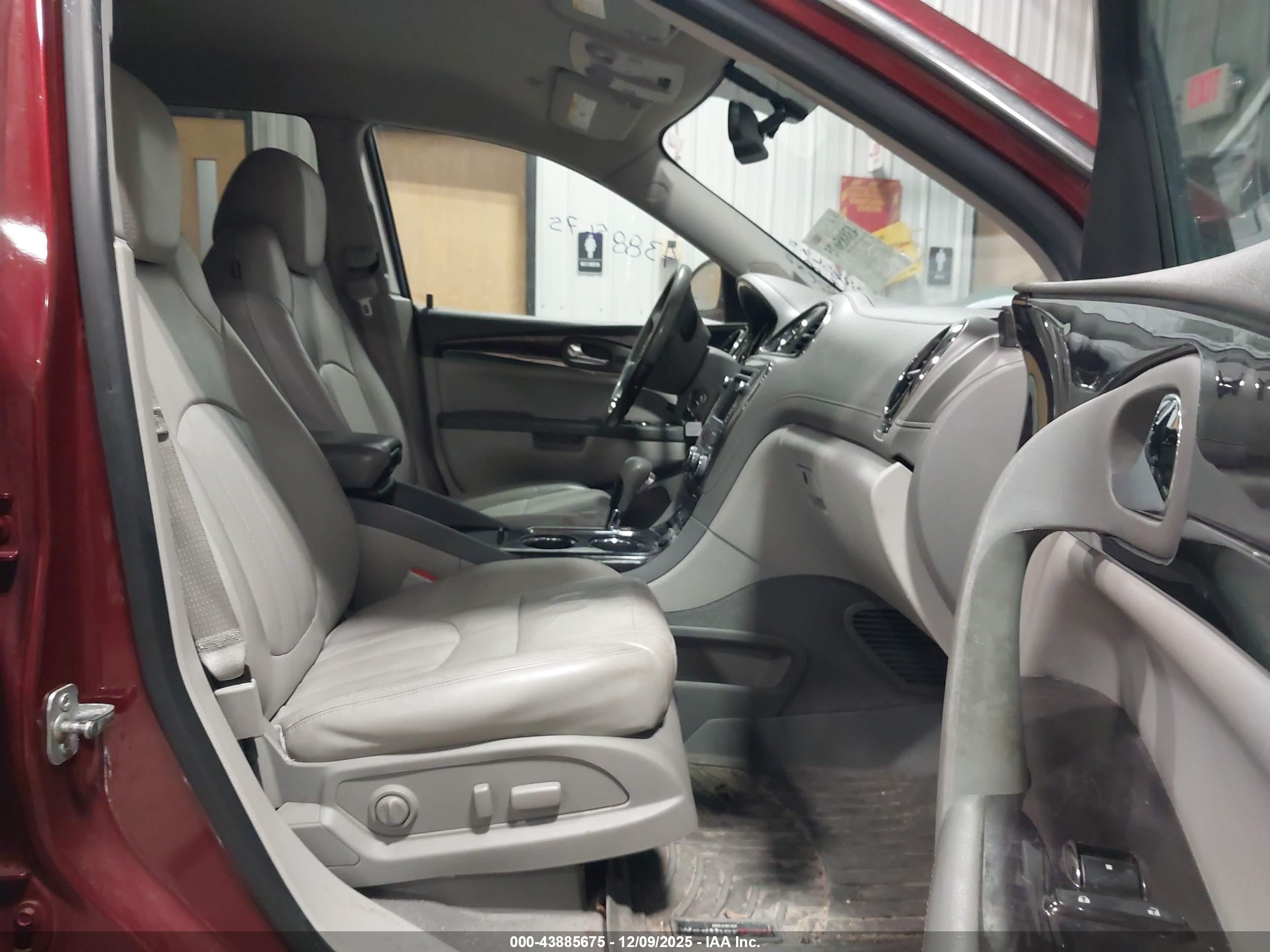BUICK ENCLAVE image 5
