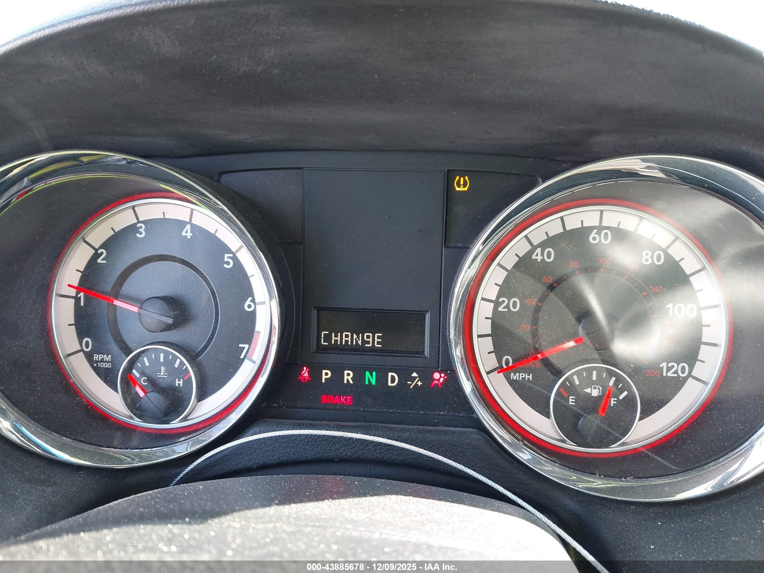 DODGE GRAND image 7