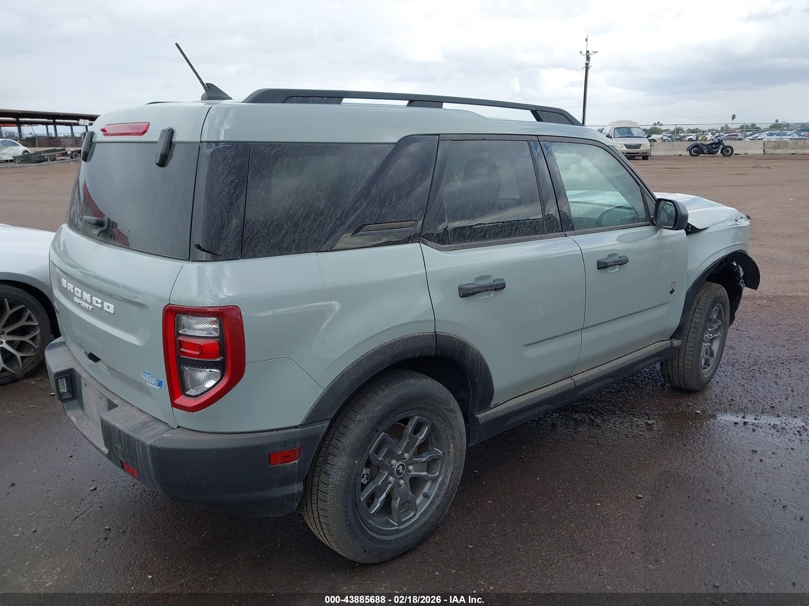 FORD BRONCO image 4