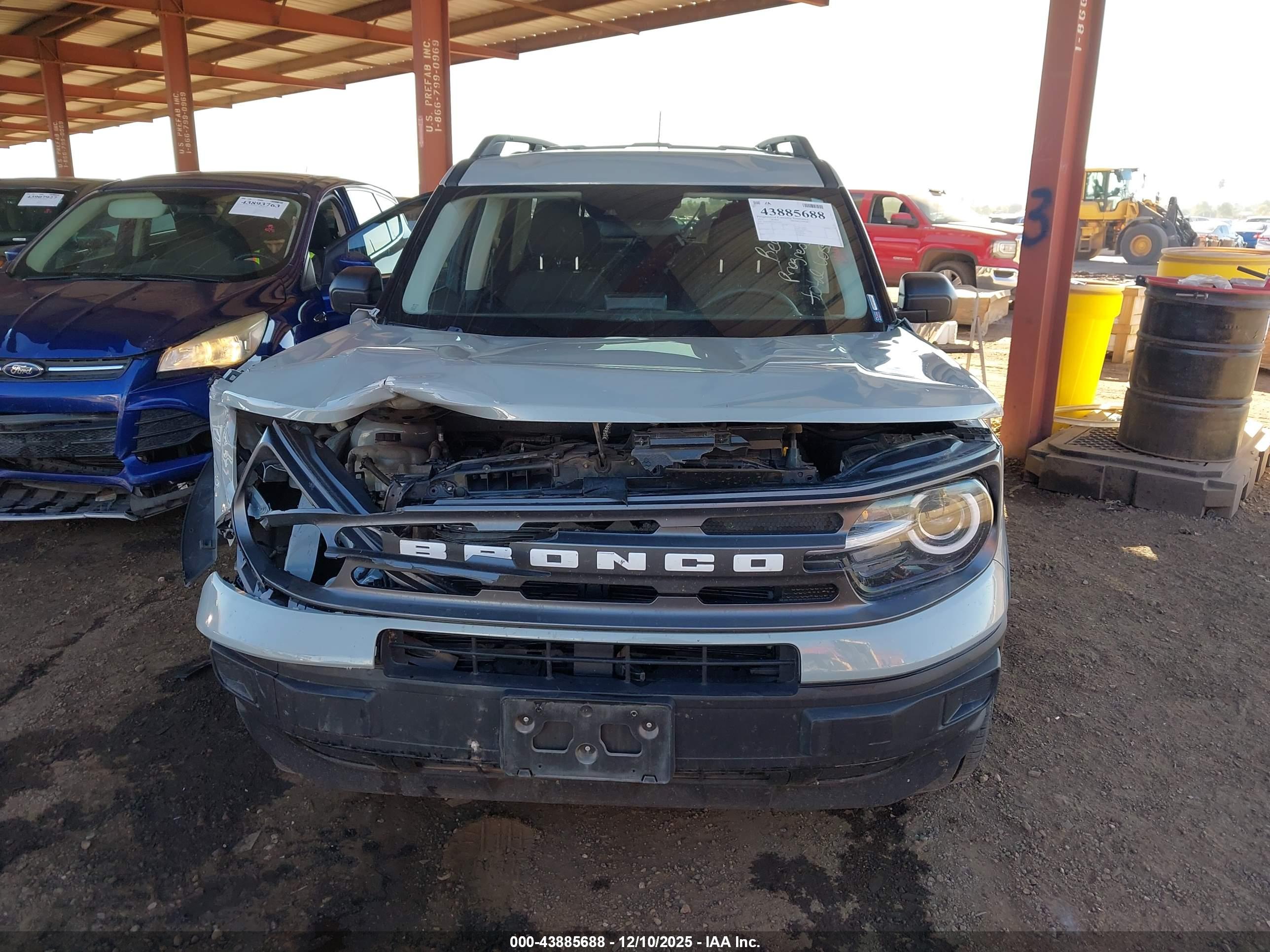 FORD BRONCO image 6
