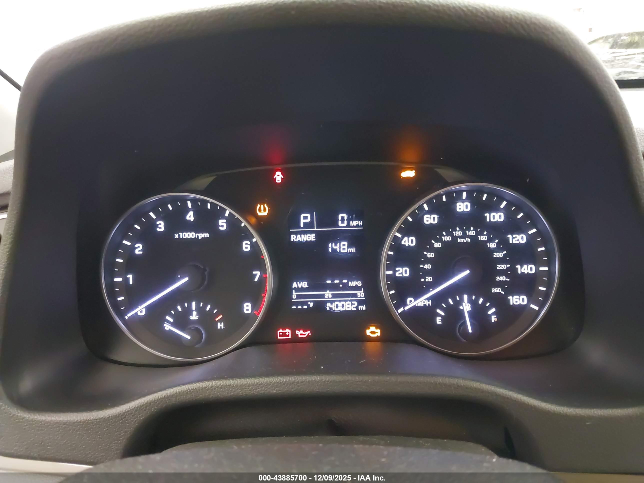 HYUNDAI ELANTRA image 7