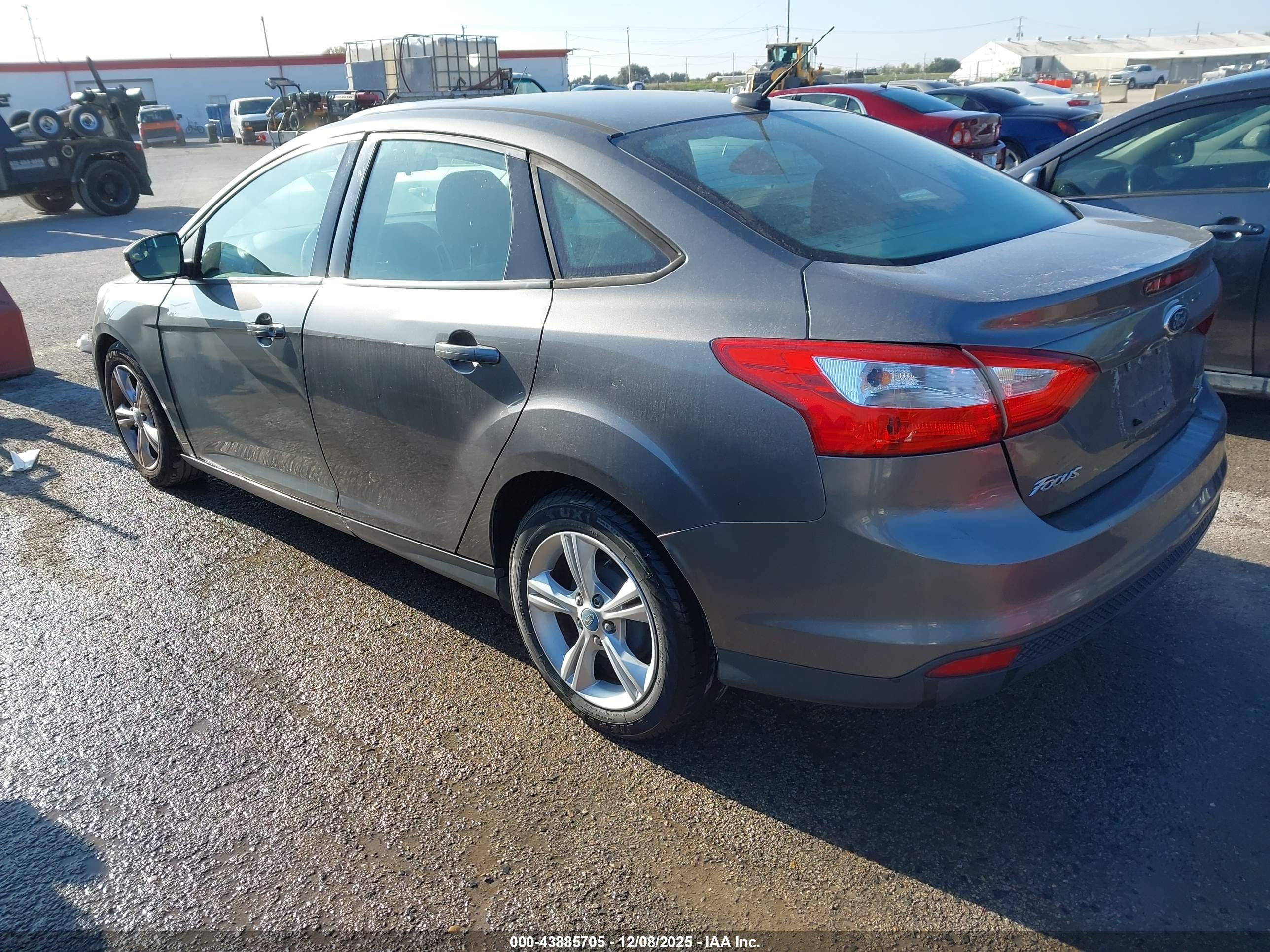 FORD FOCUS image 3