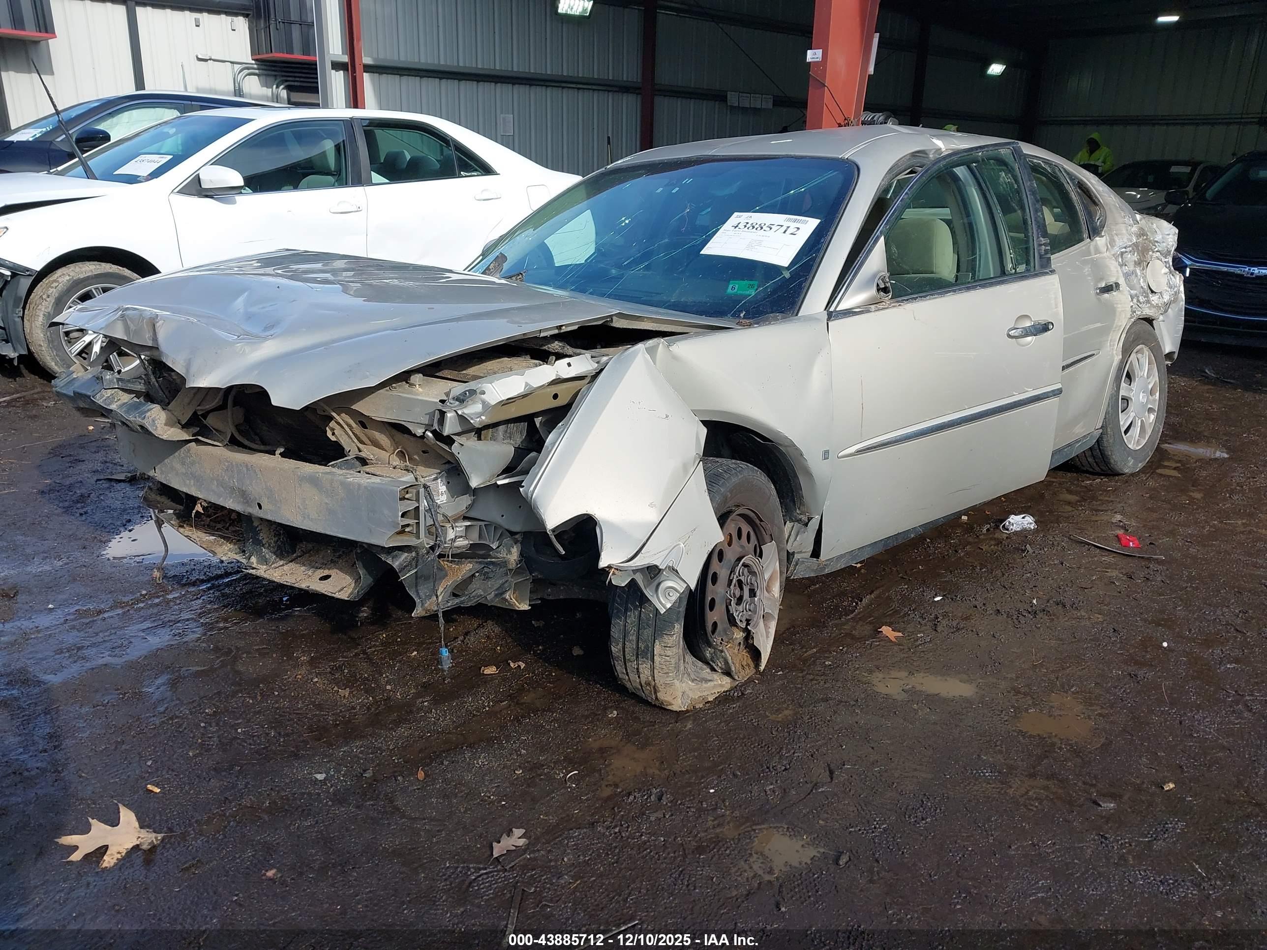 BUICK LACROSSE image 2