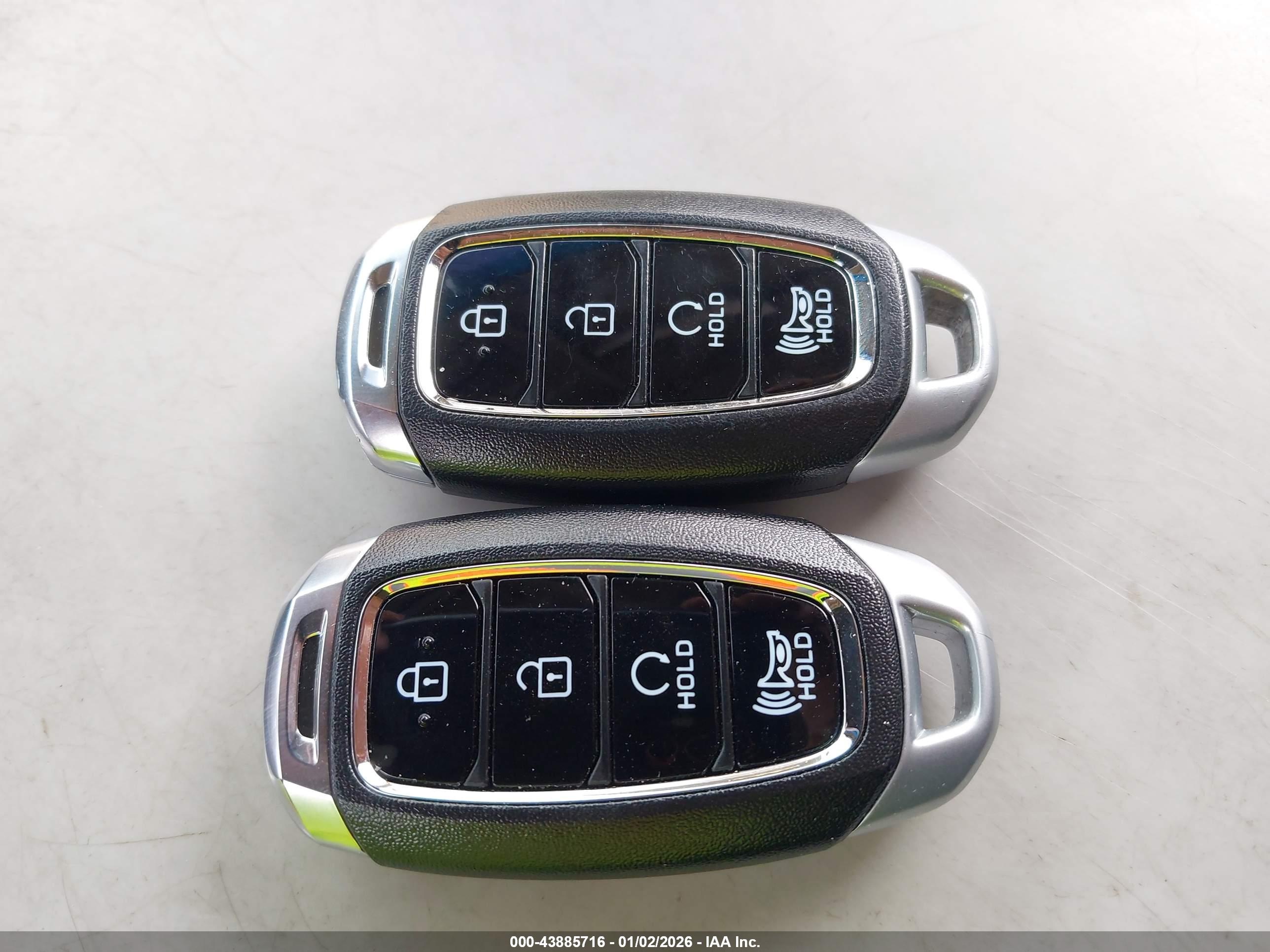 HYUNDAI KONA image 11
