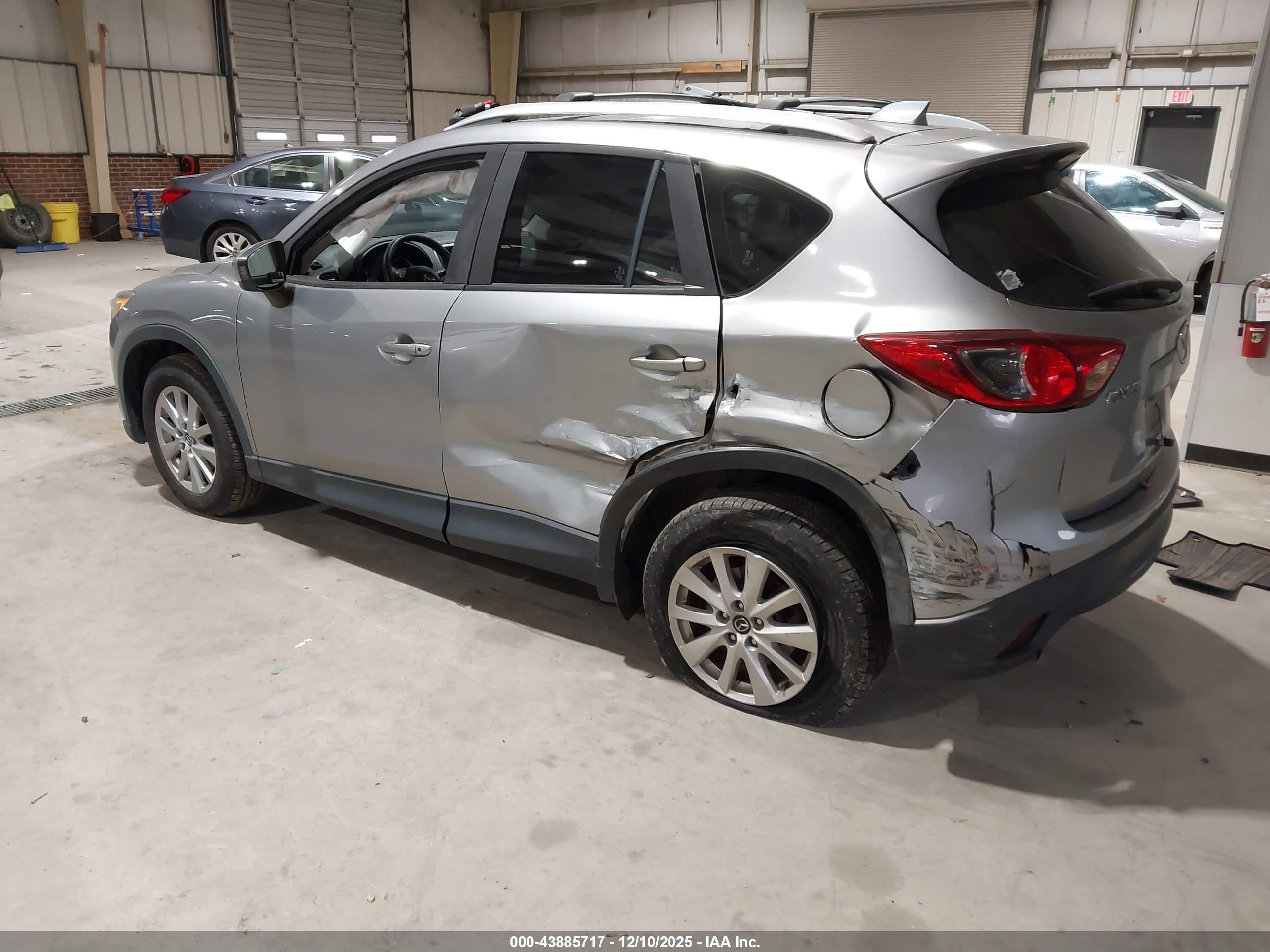 MAZDA CX-5 image 3
