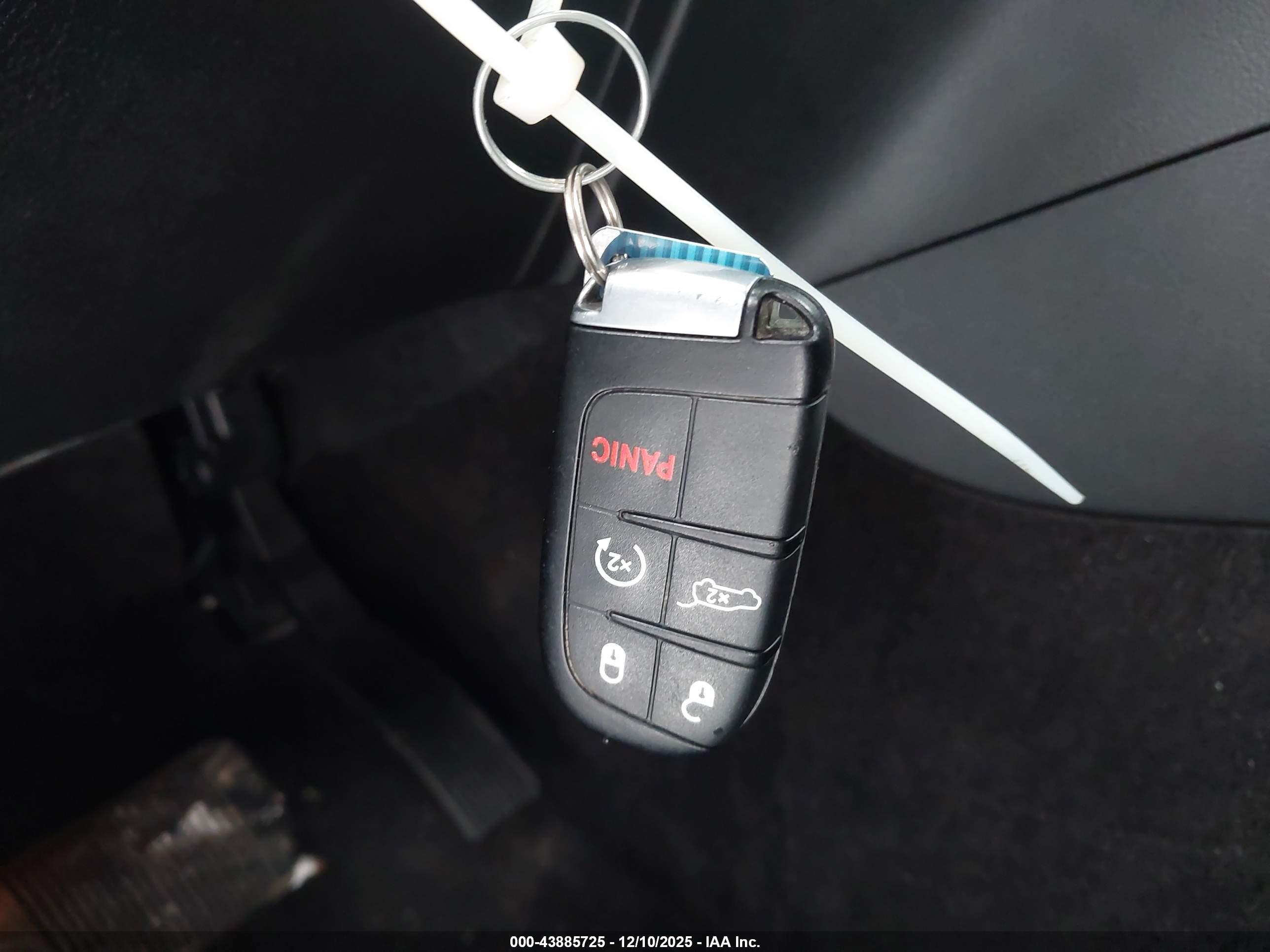 JEEP GRAND image 11