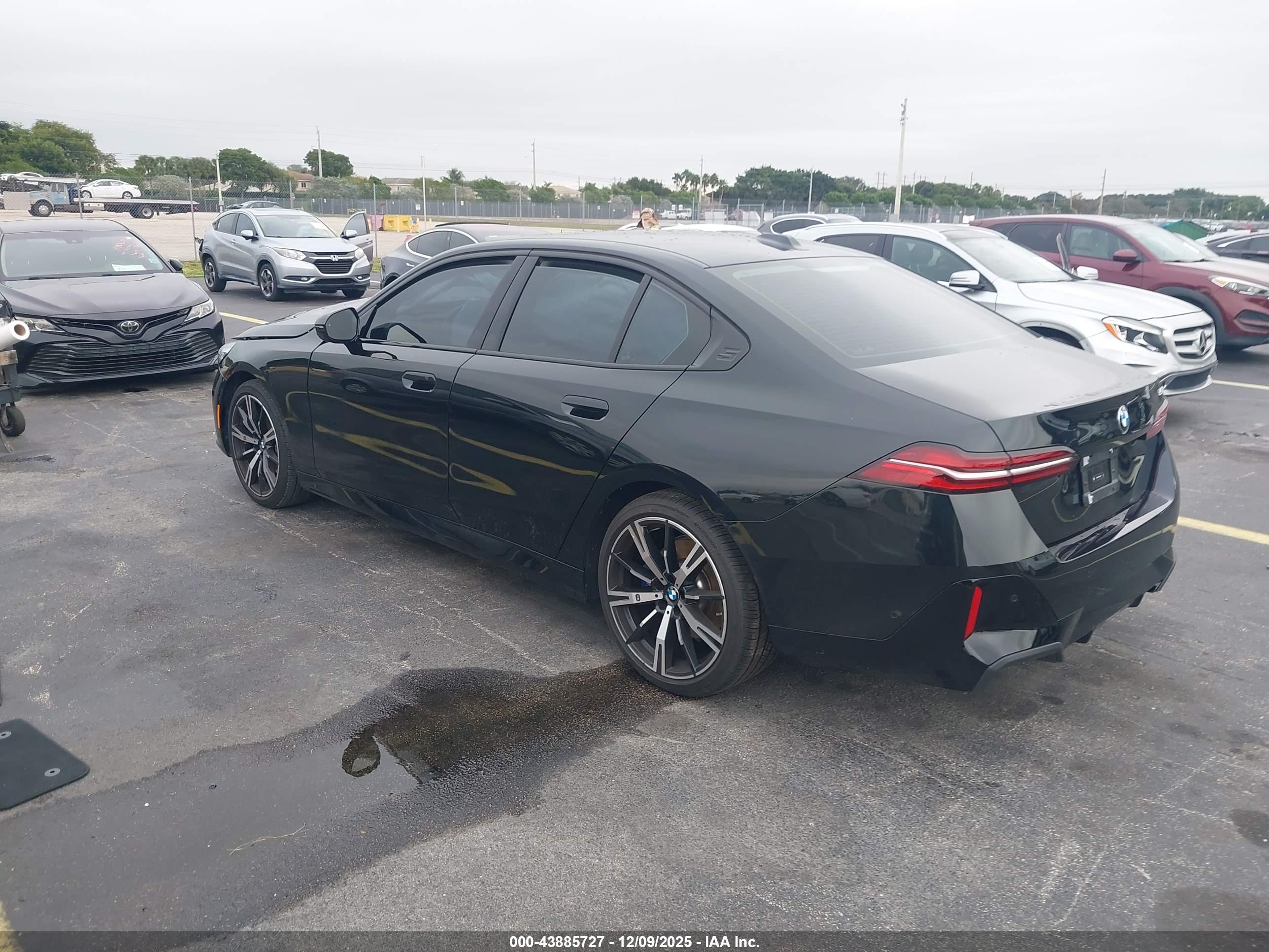 BMW 530I image 3