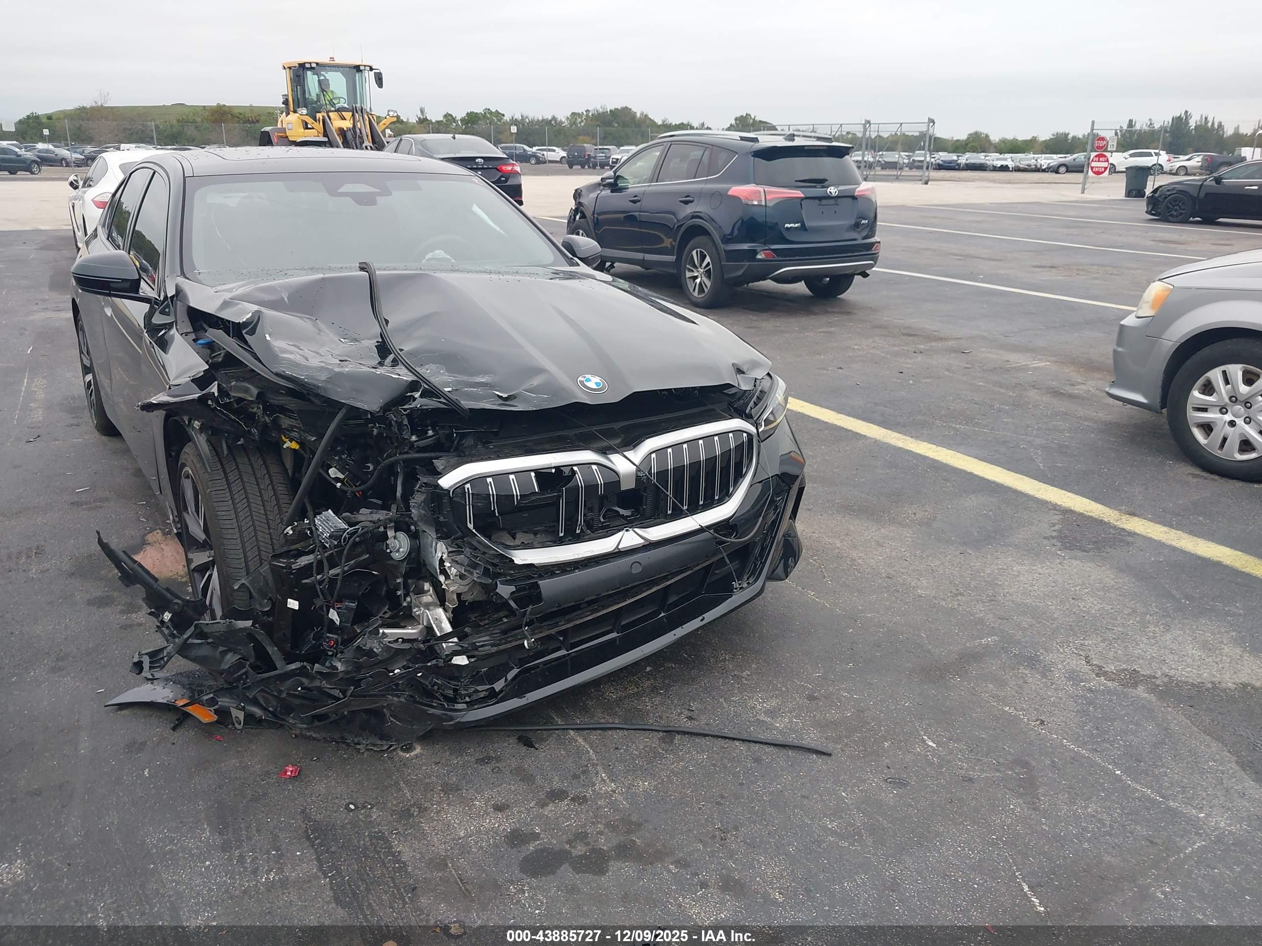 BMW 530I image 6